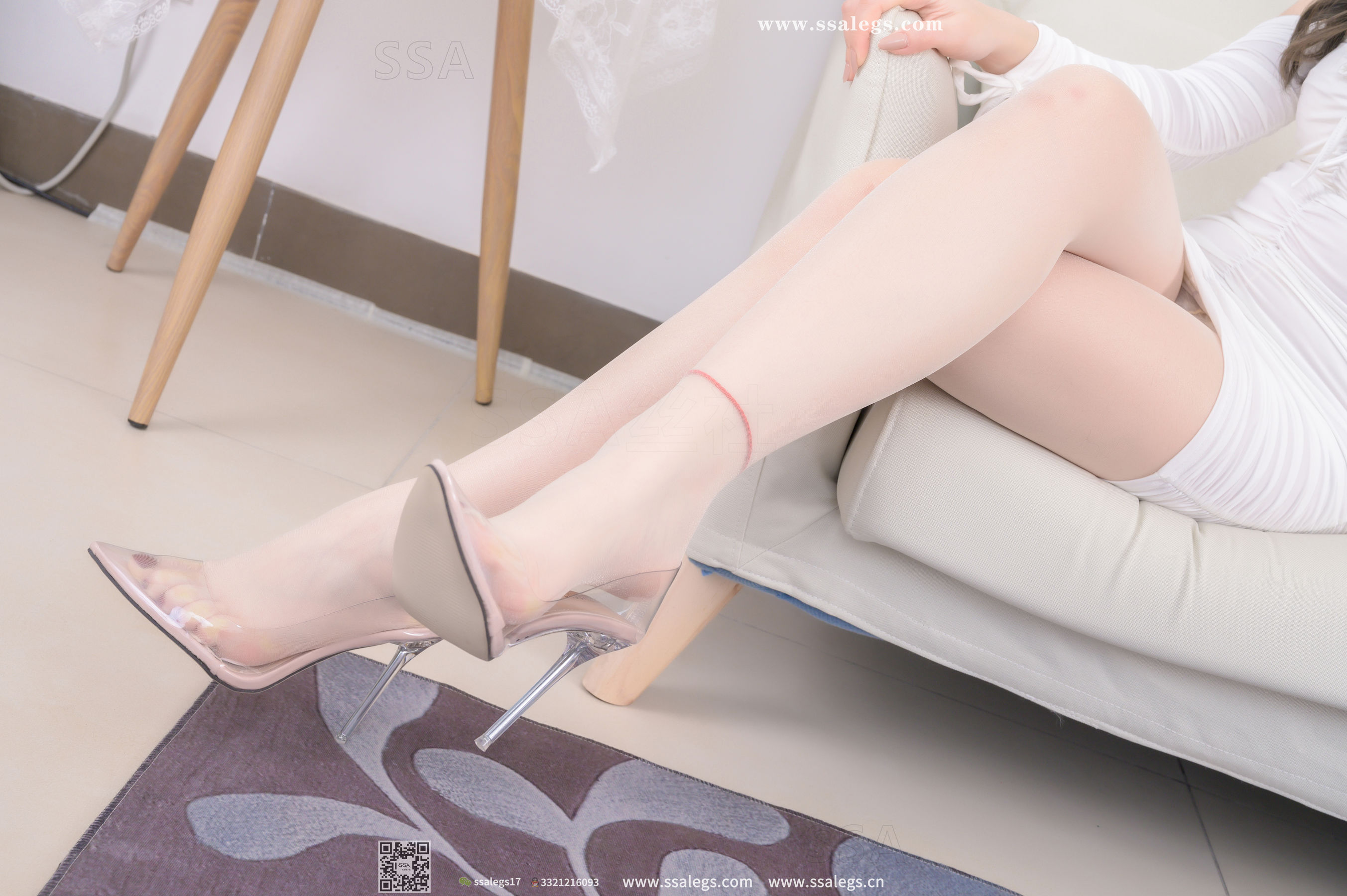 [SSA丝社]超清写真 No.352 蜜桃 今天的水果有点甜(上)