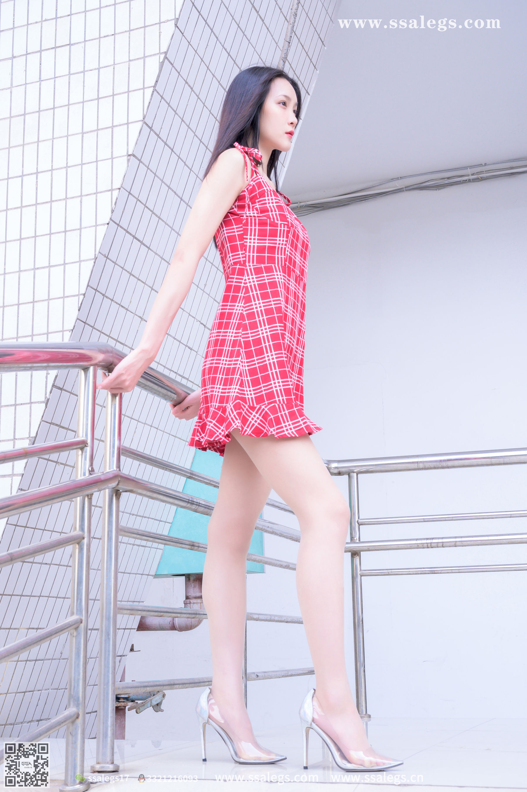 [SSA丝社]超清写真 No.379 君君 小区花园的靓丽风景线