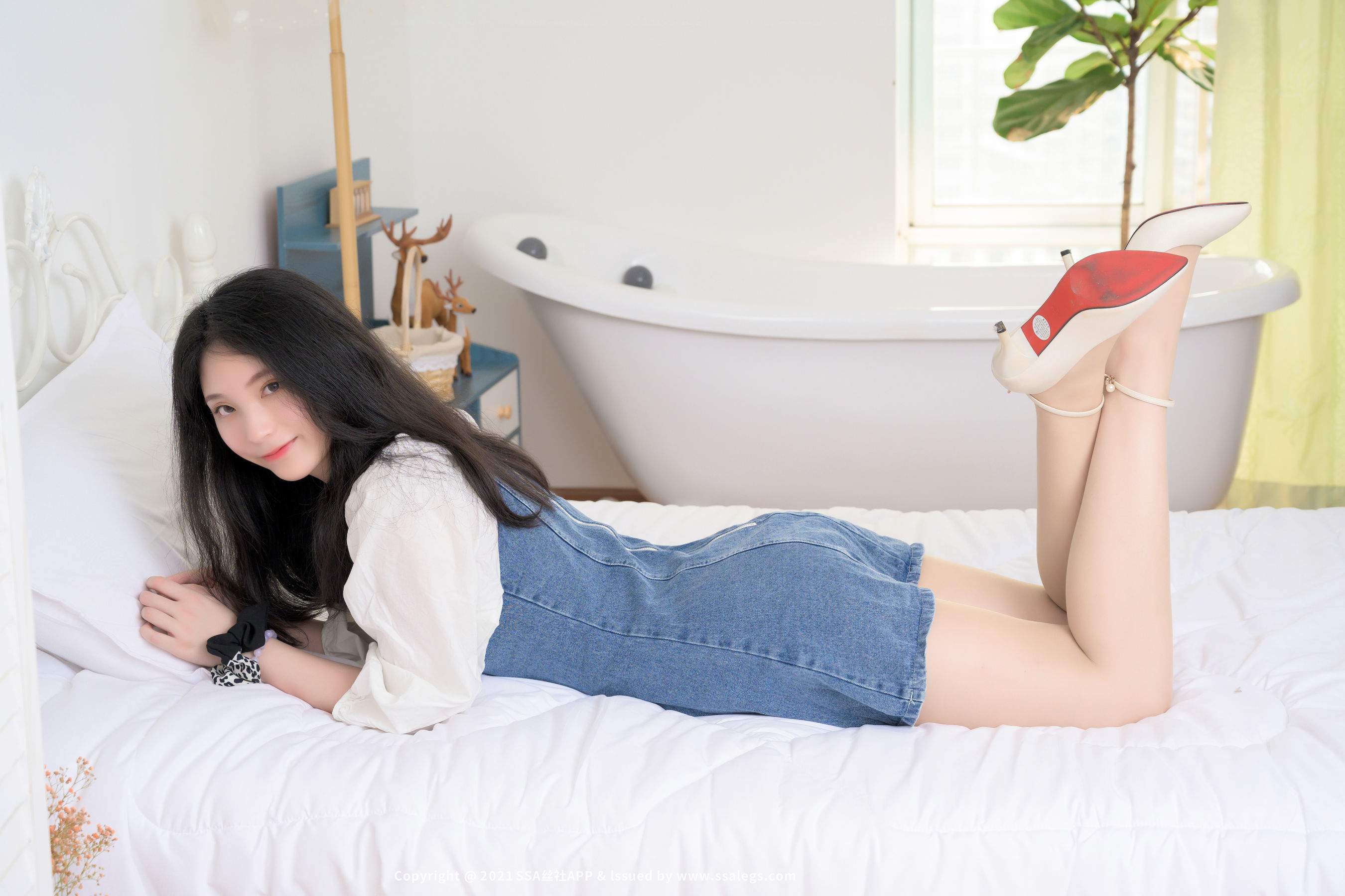 [SSA丝社]超清写真 No.720 模特薇薇 浪莎丝袜美脚（上）