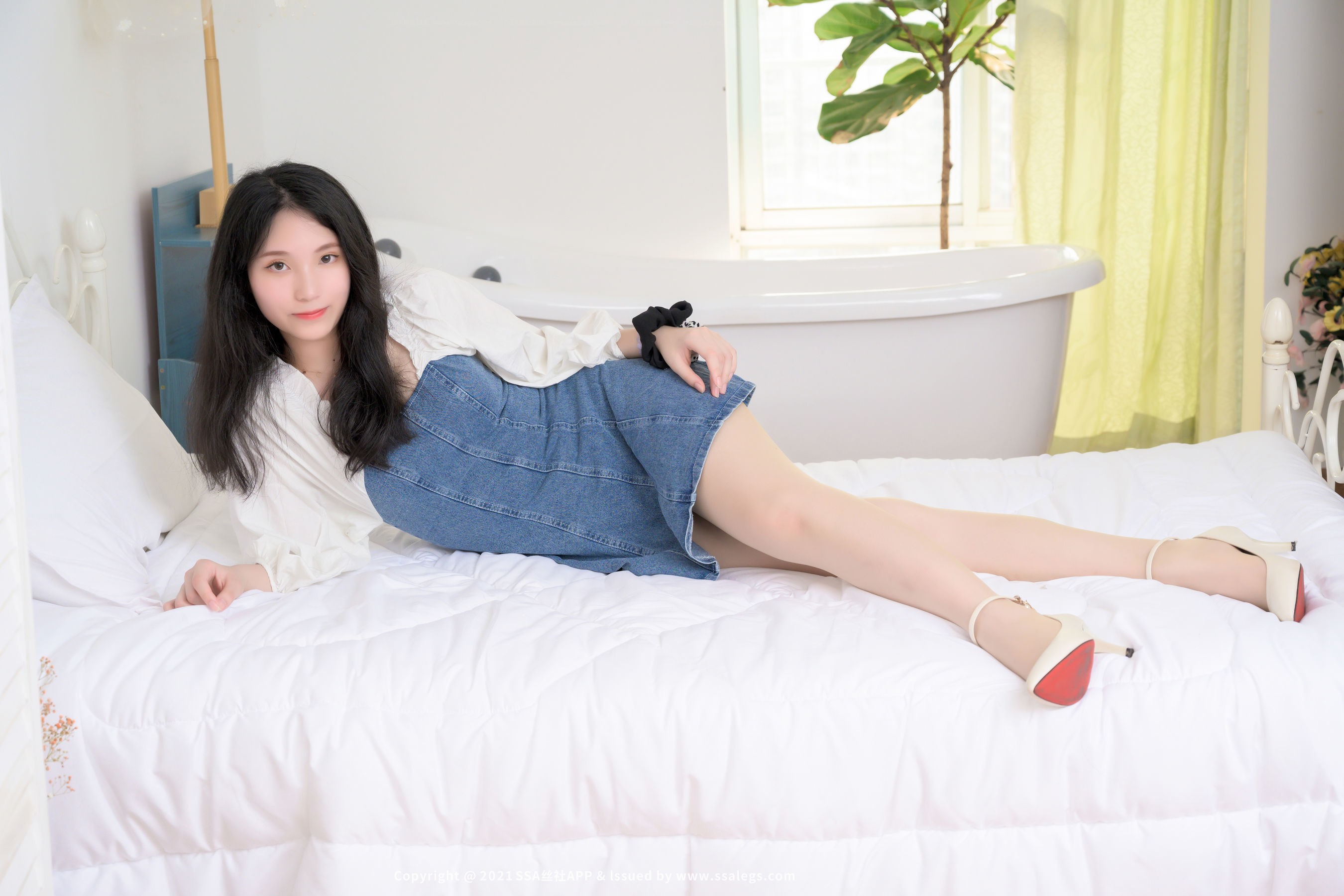 [SSA丝社]超清写真 No.720 模特薇薇 浪莎丝袜美脚（上）