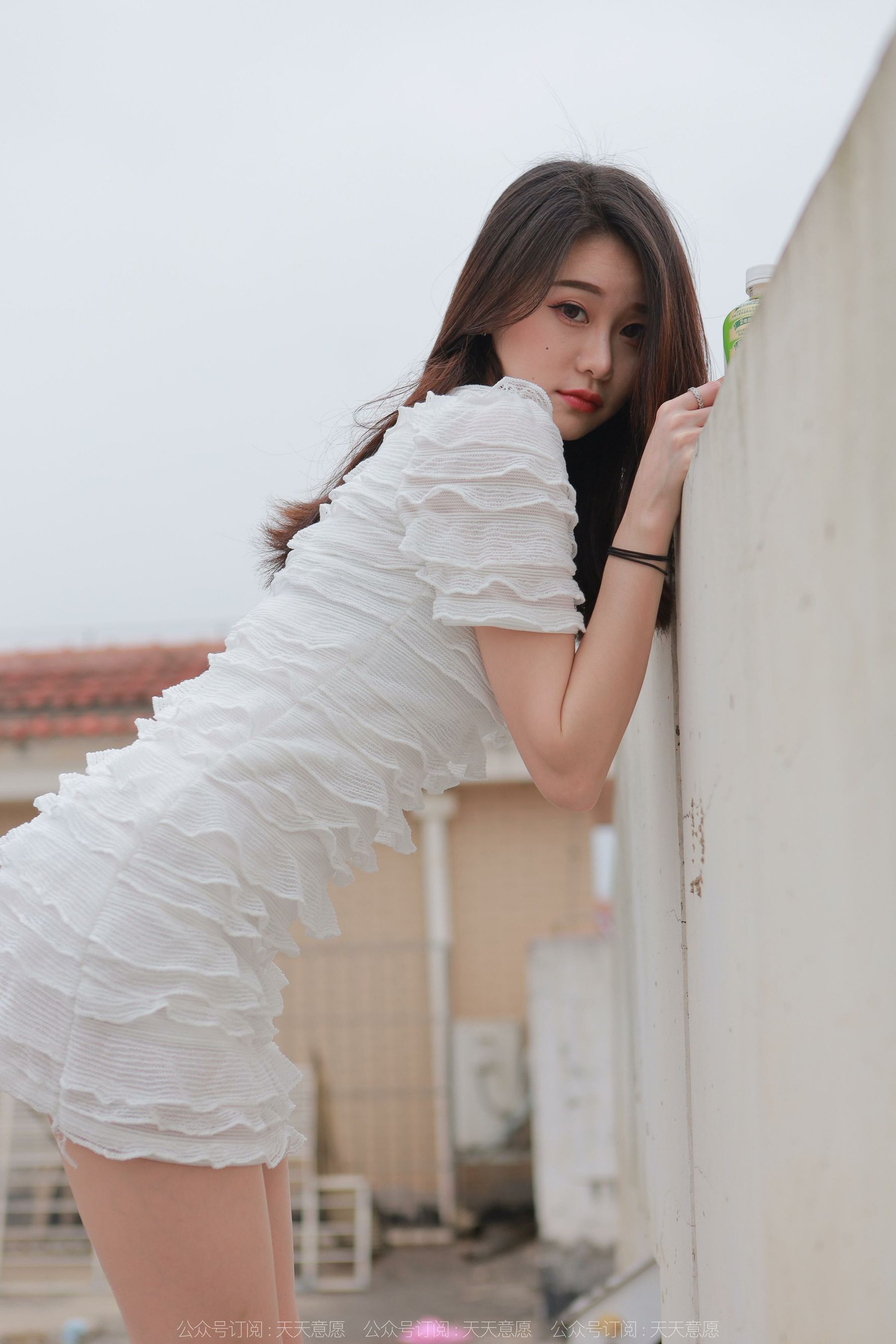 [异思趣向IESS] 模特 佳爷 《12月女神佳爷》