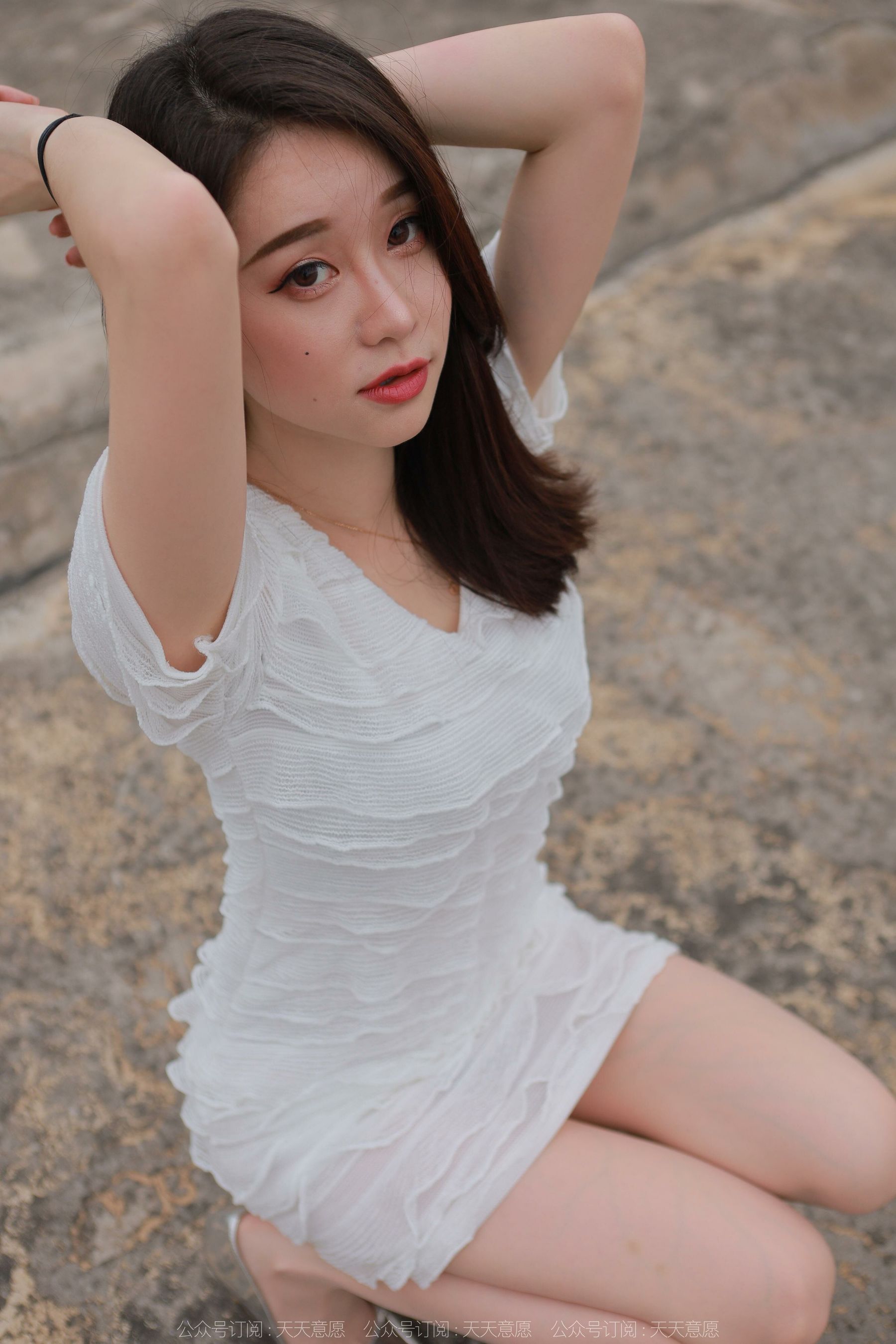 [异思趣向IESS] 模特 佳爷 《12月女神佳爷》