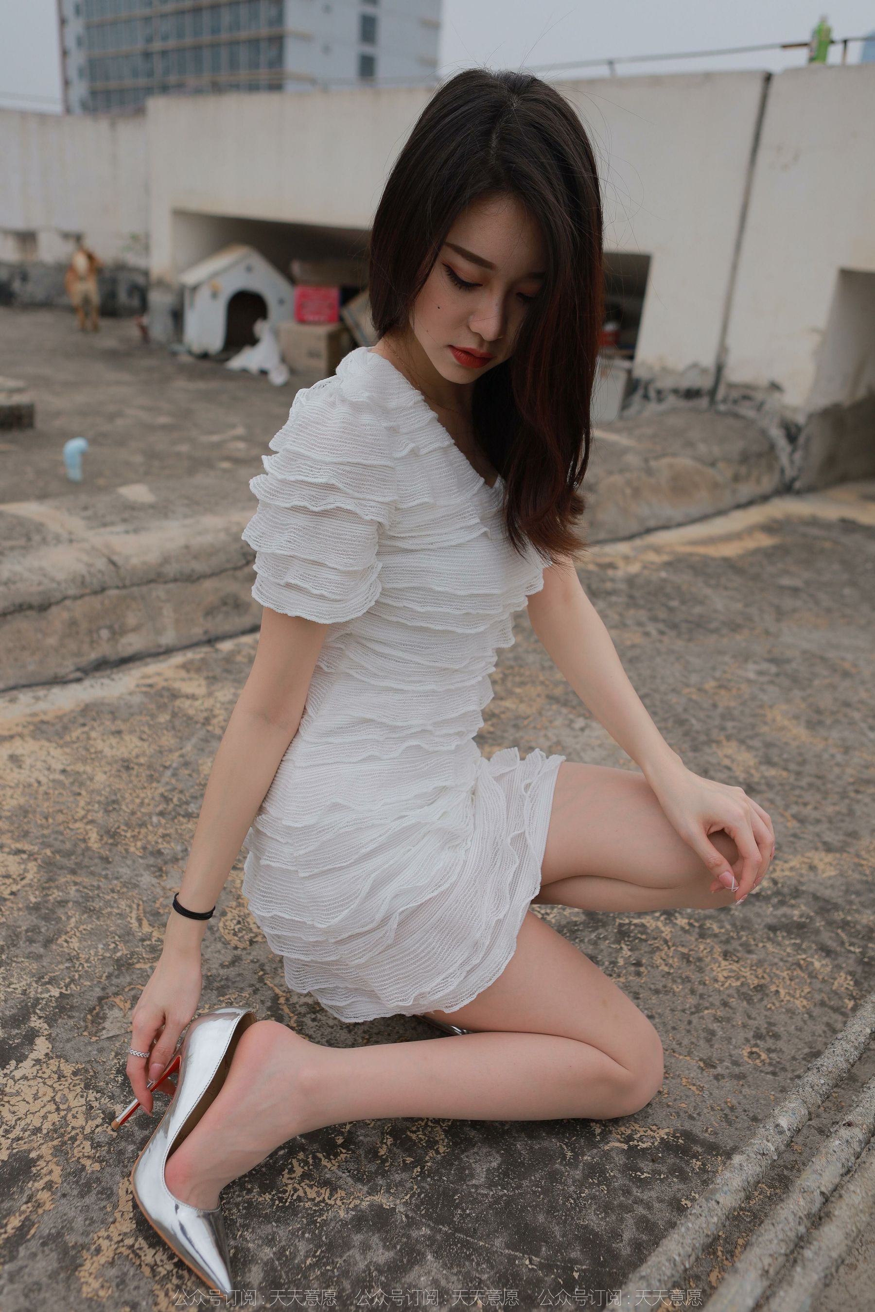 [异思趣向IESS] 模特 佳爷 《12月女神佳爷》