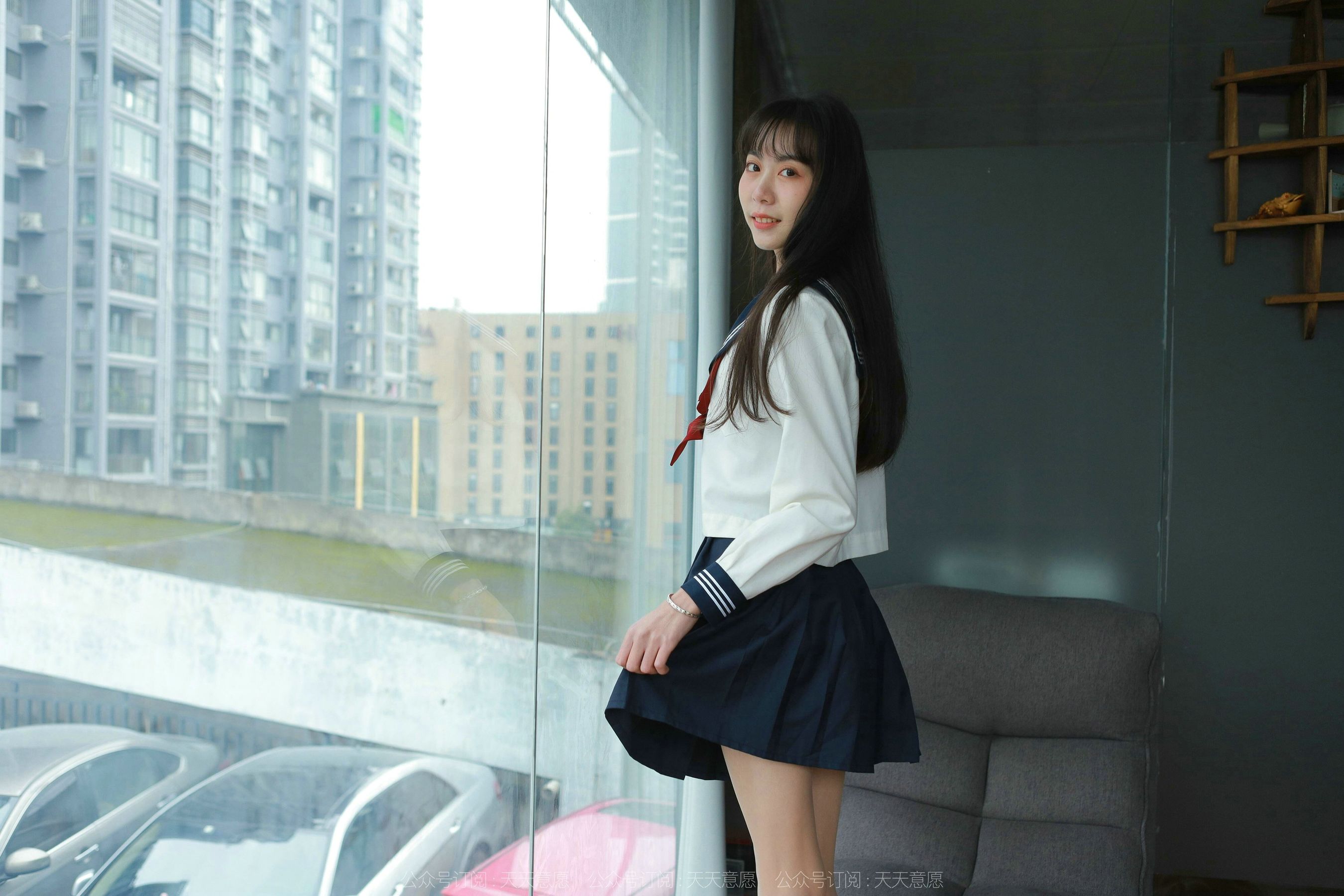 [异思趣向IESS] 模特 团团 《可爱JK装》
