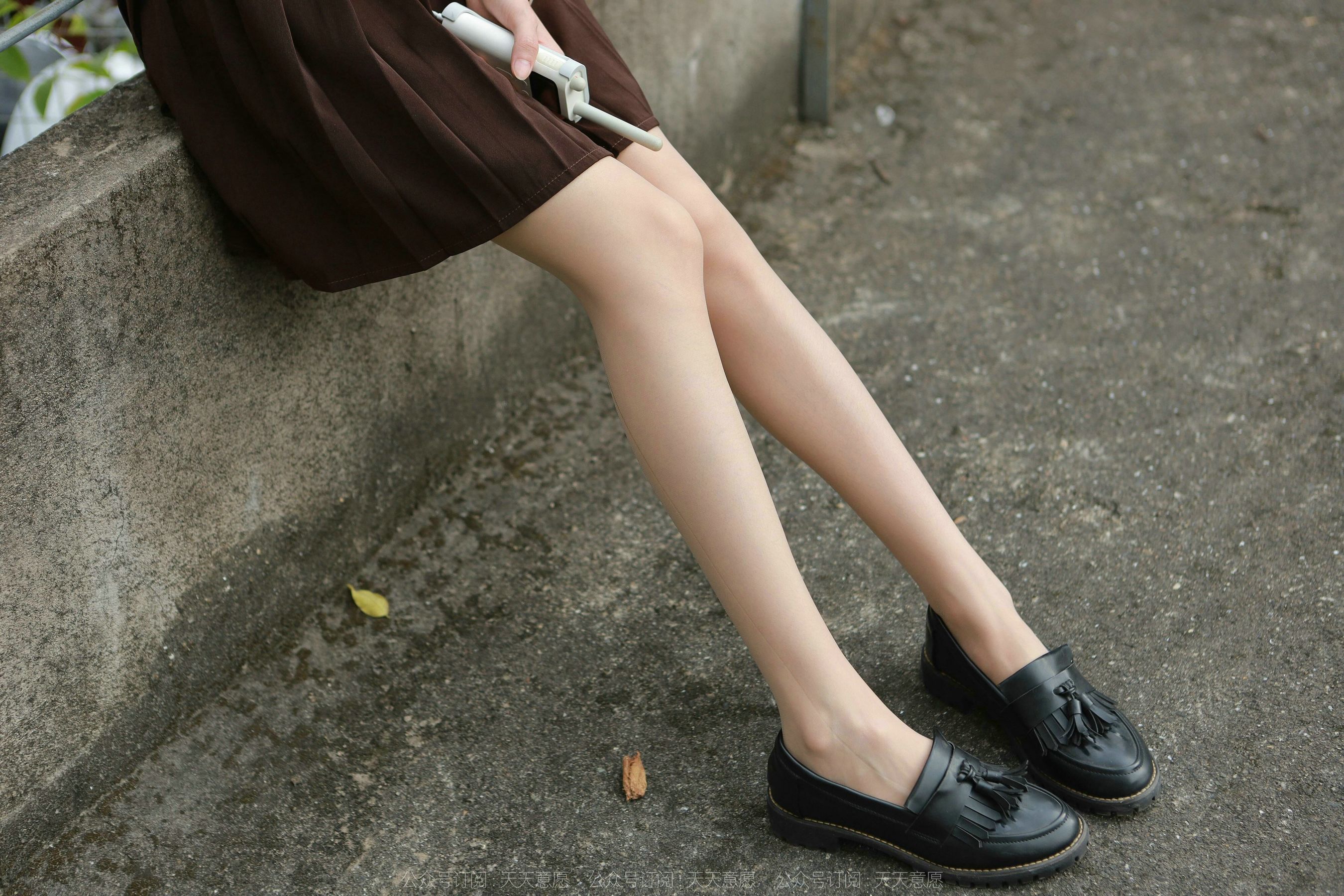 [异思趣向IESS] 模特 团团 《网易云长腿少女》