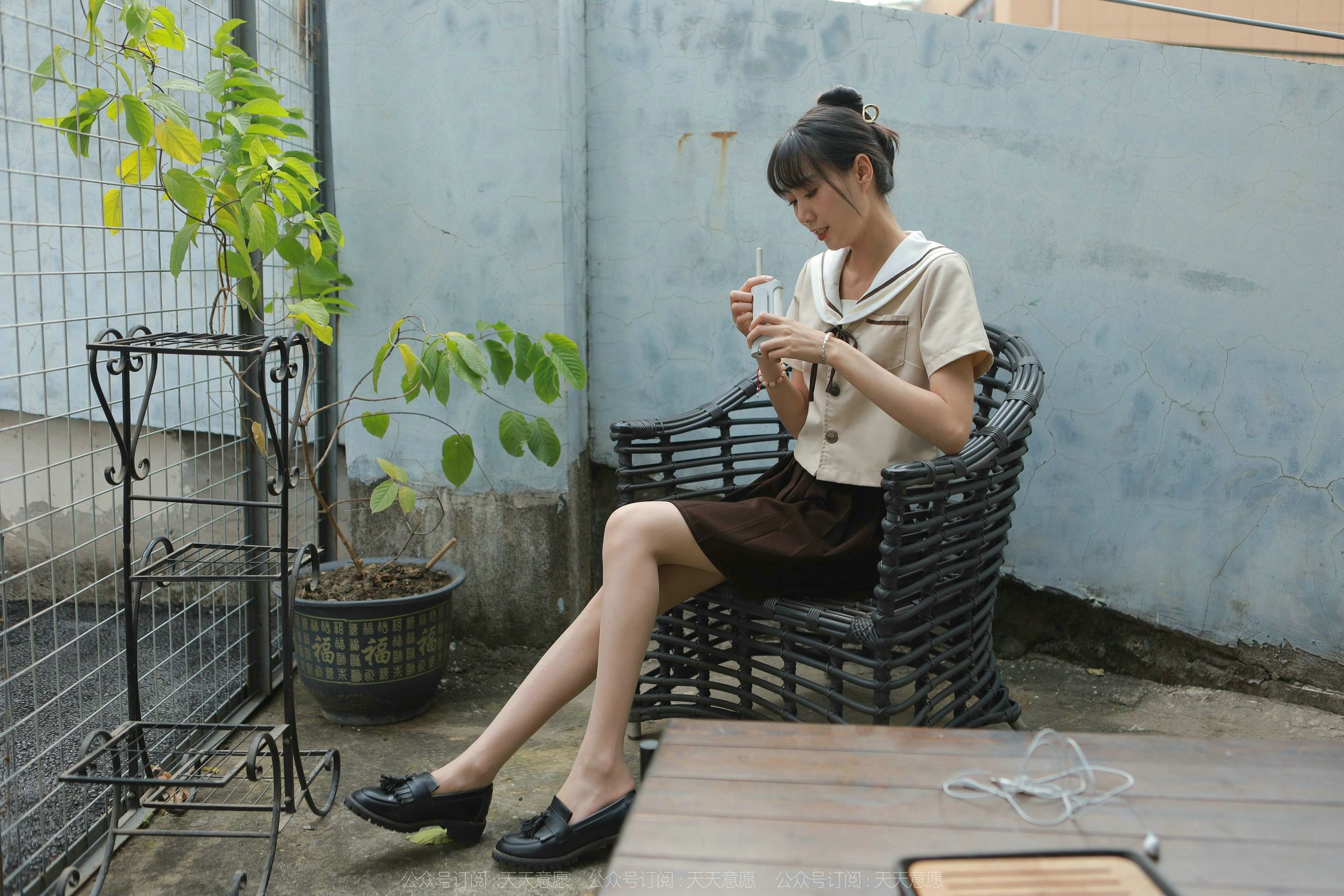 [异思趣向IESS] 模特 团团 《网易云长腿少女》