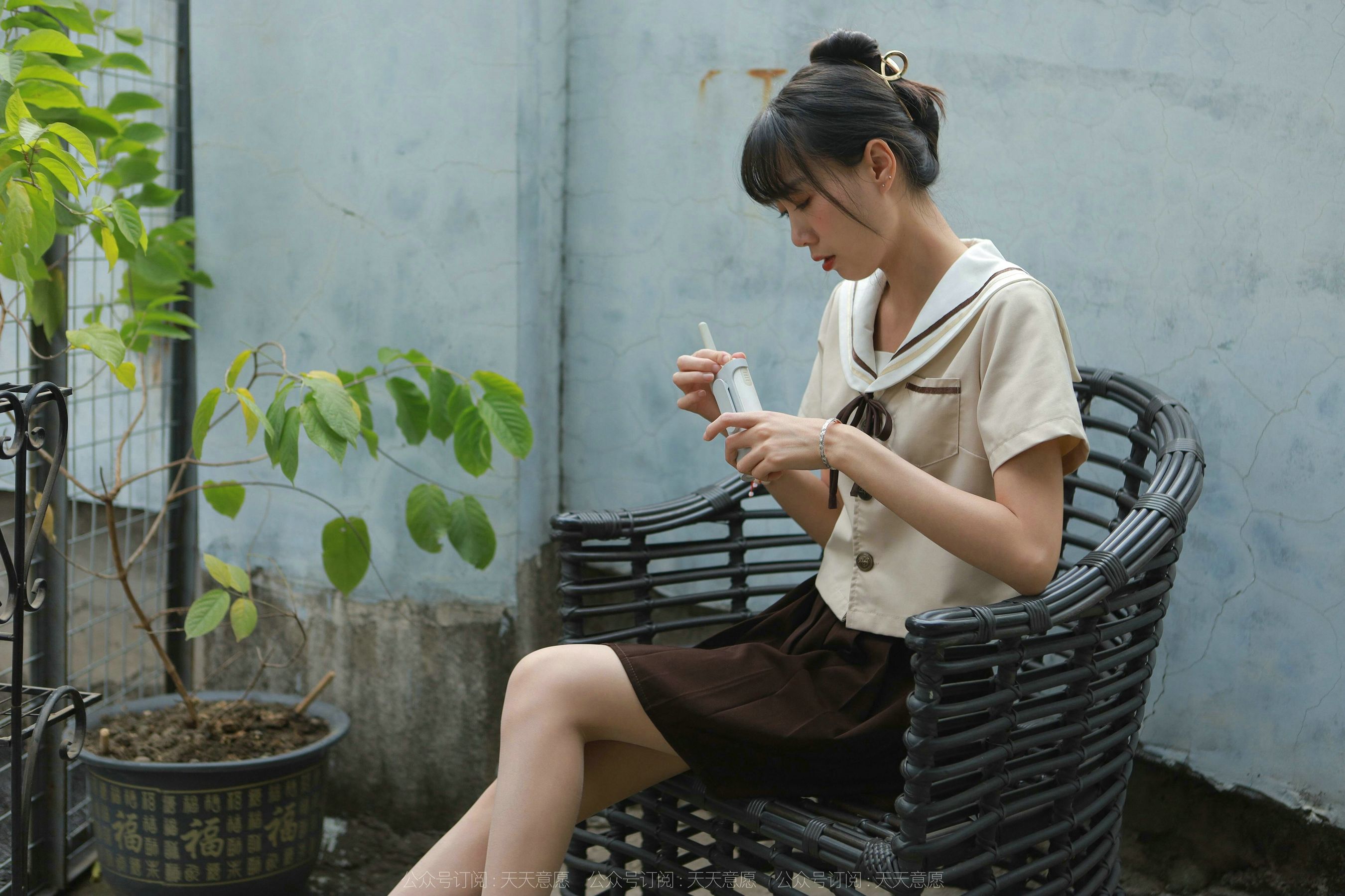 [异思趣向IESS] 模特 团团 《网易云长腿少女》
