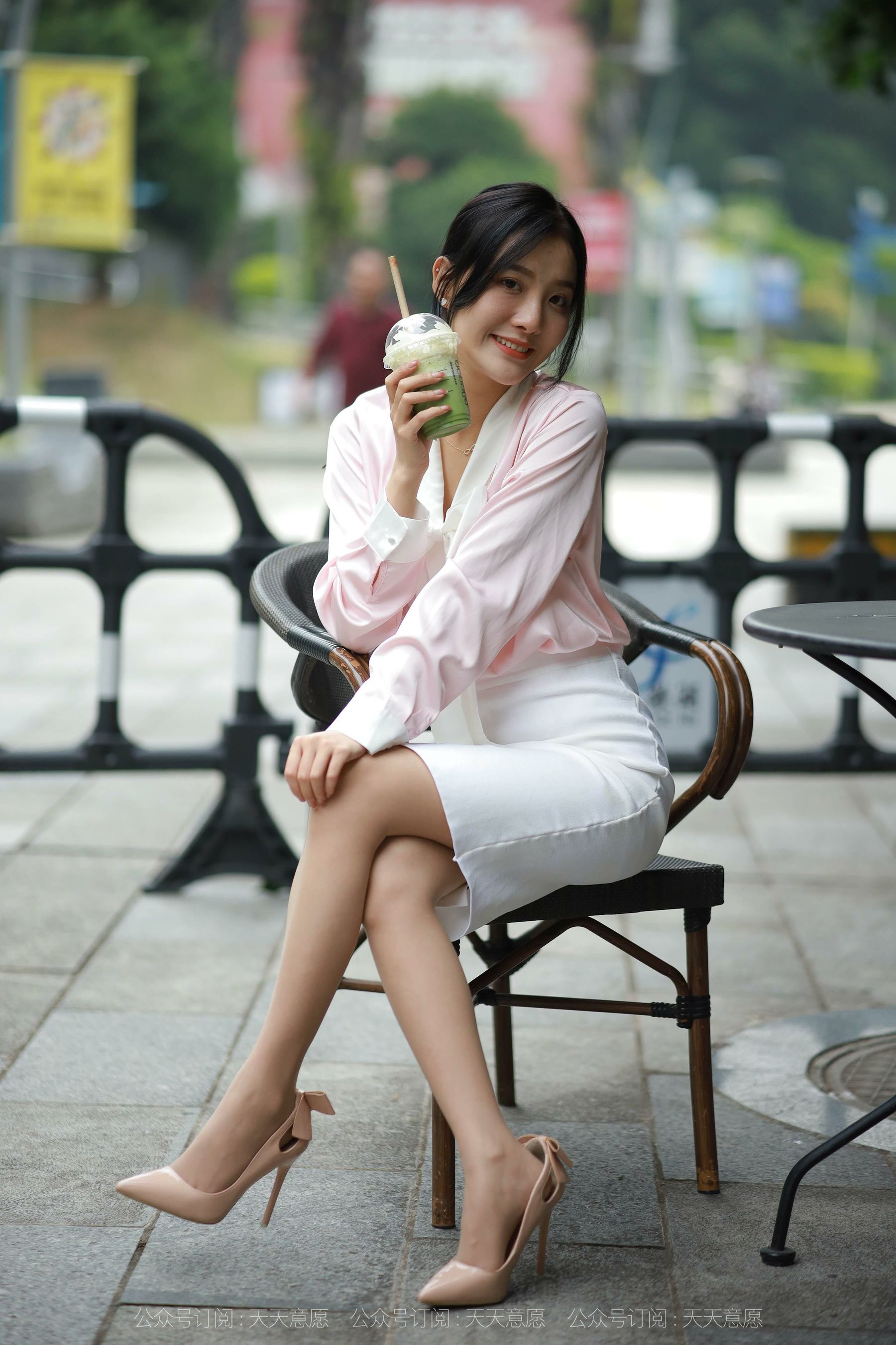 [异思趣向IESS] 模特 婉苹 《粉红色的回忆》