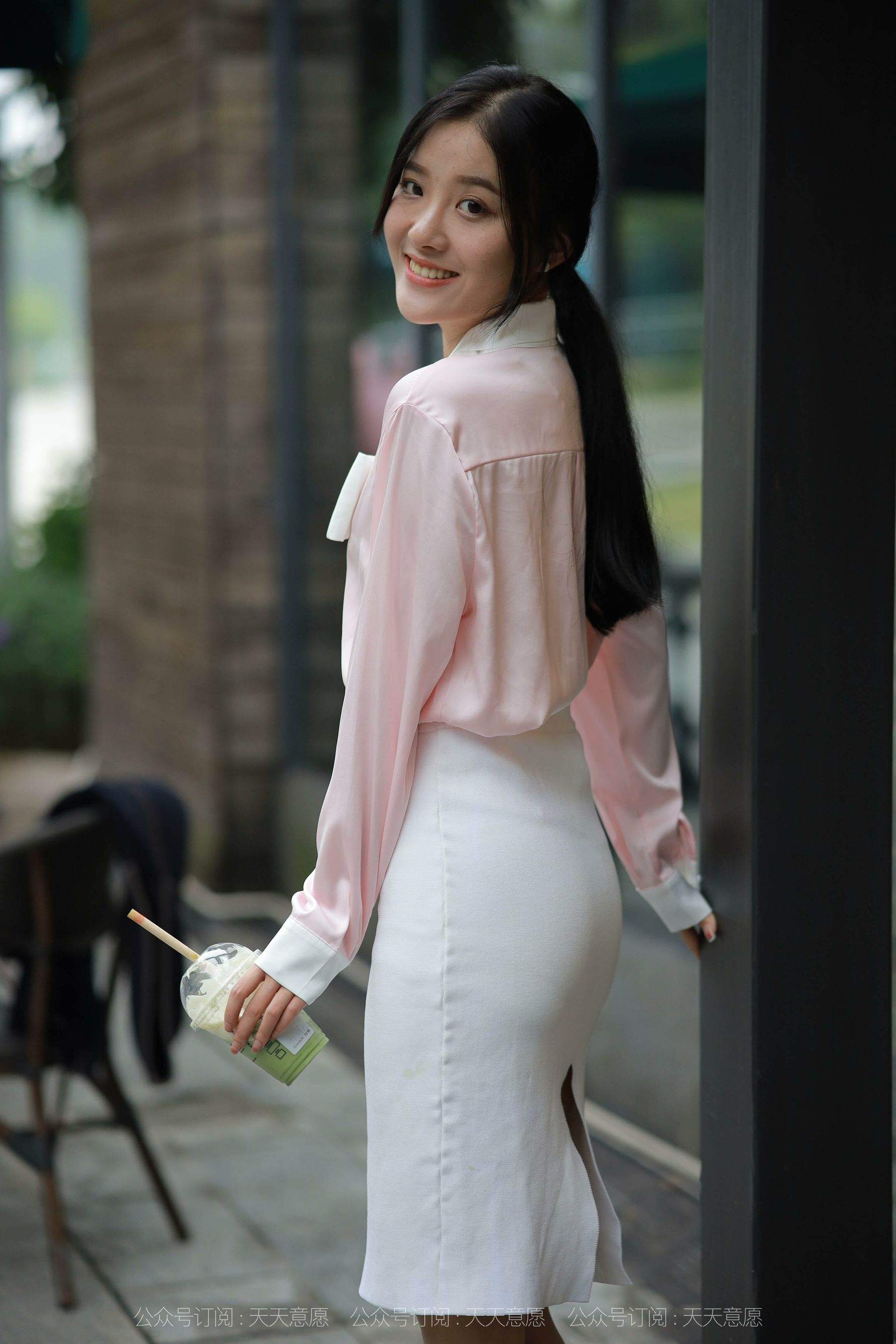 [异思趣向IESS] 模特 婉苹 《粉红色的回忆》