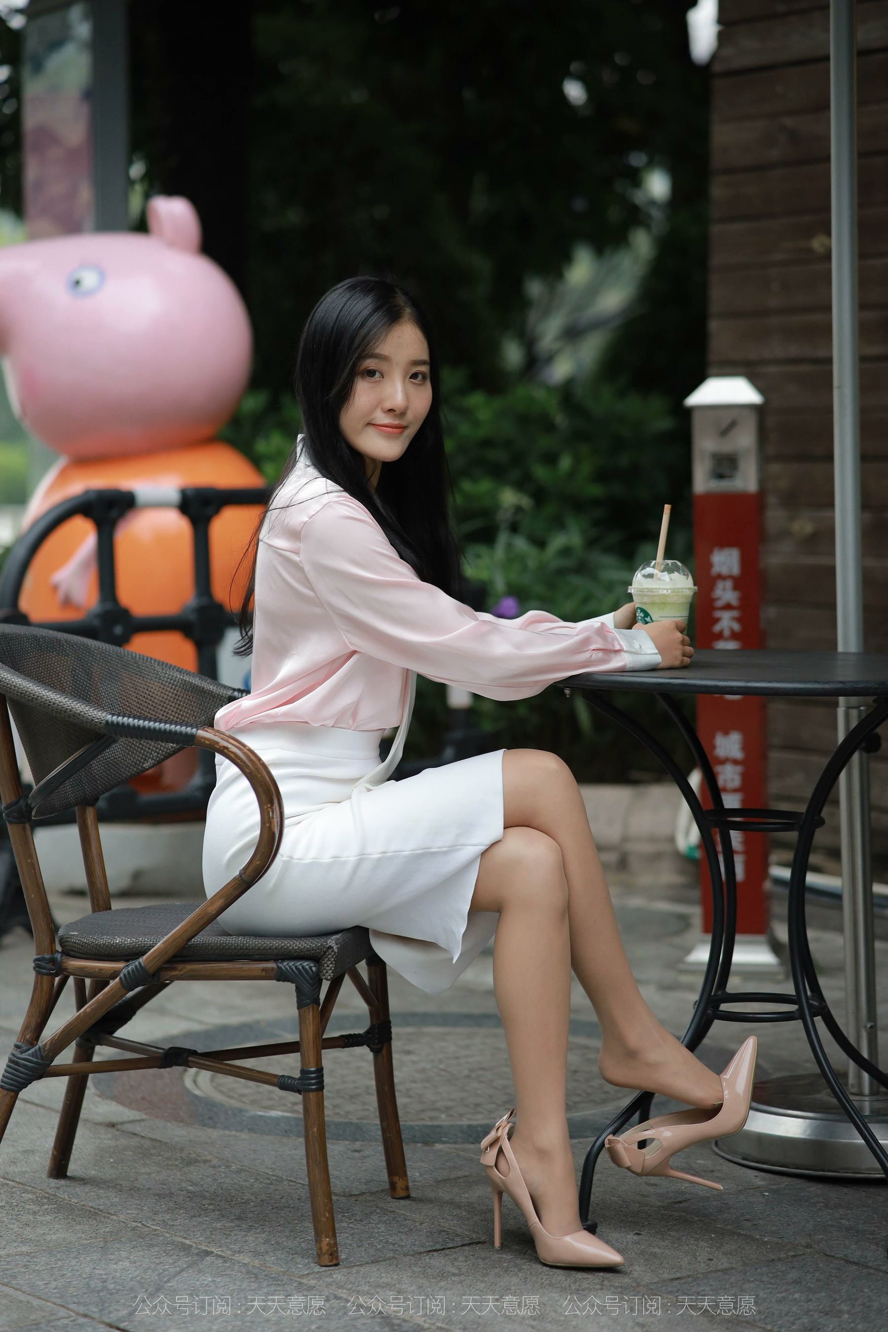 [异思趣向IESS] 模特 婉苹 《粉红色的回忆》