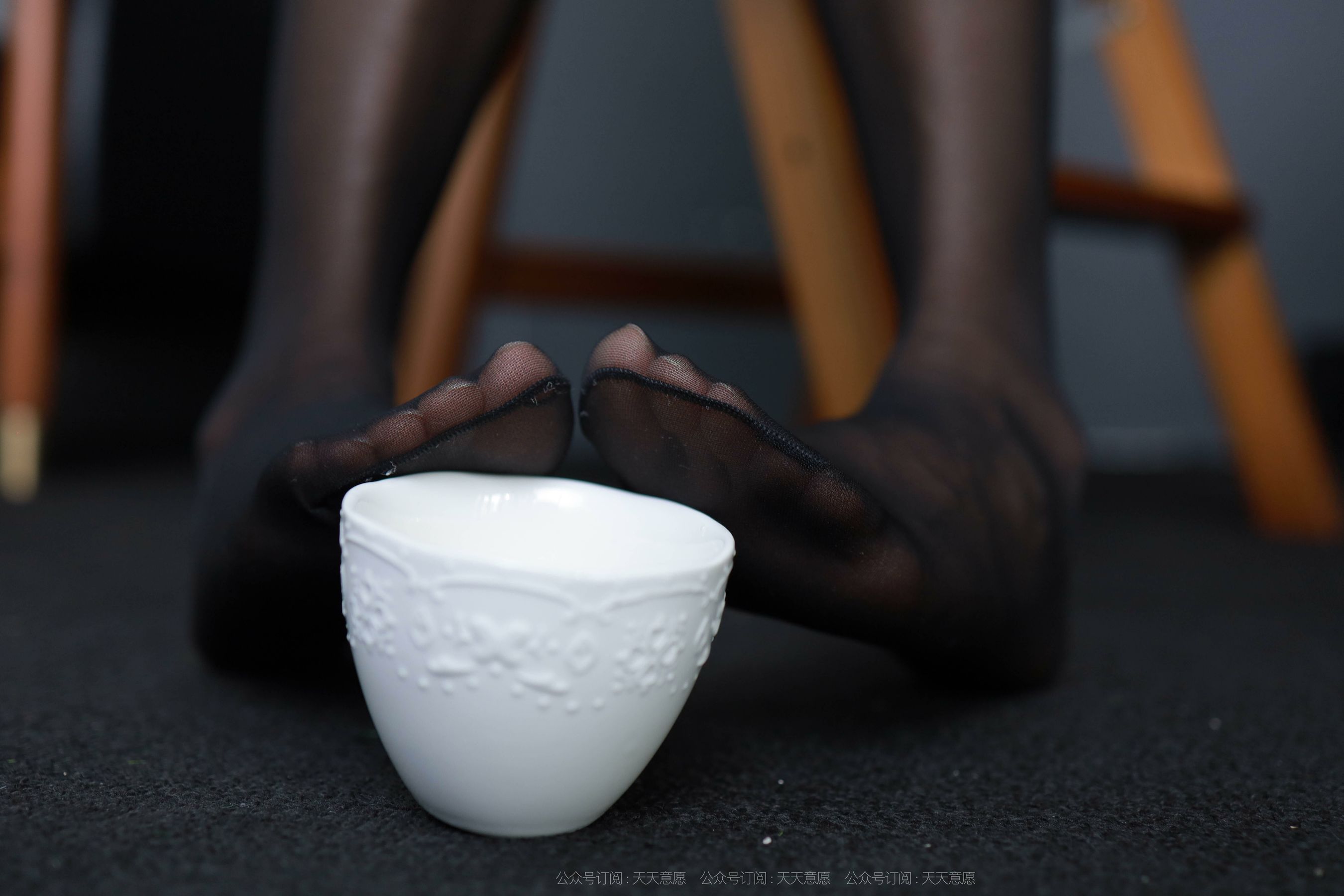 [异思趣向IESS] 模特 婉萍 《奶茶》