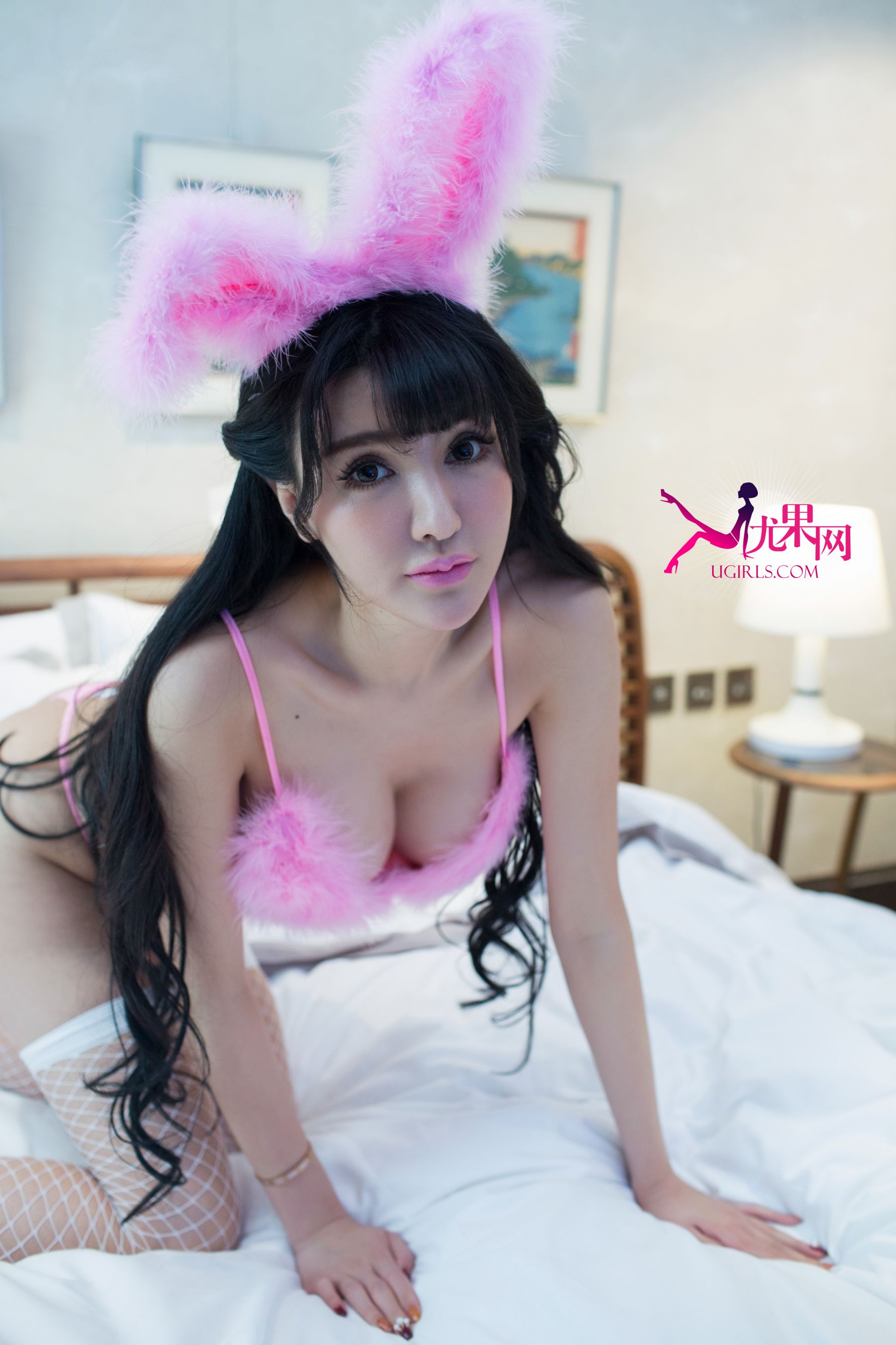 黛蓓琪《萝莉诚可贵 御姐价更高》 [尤果网Ugirls] U088