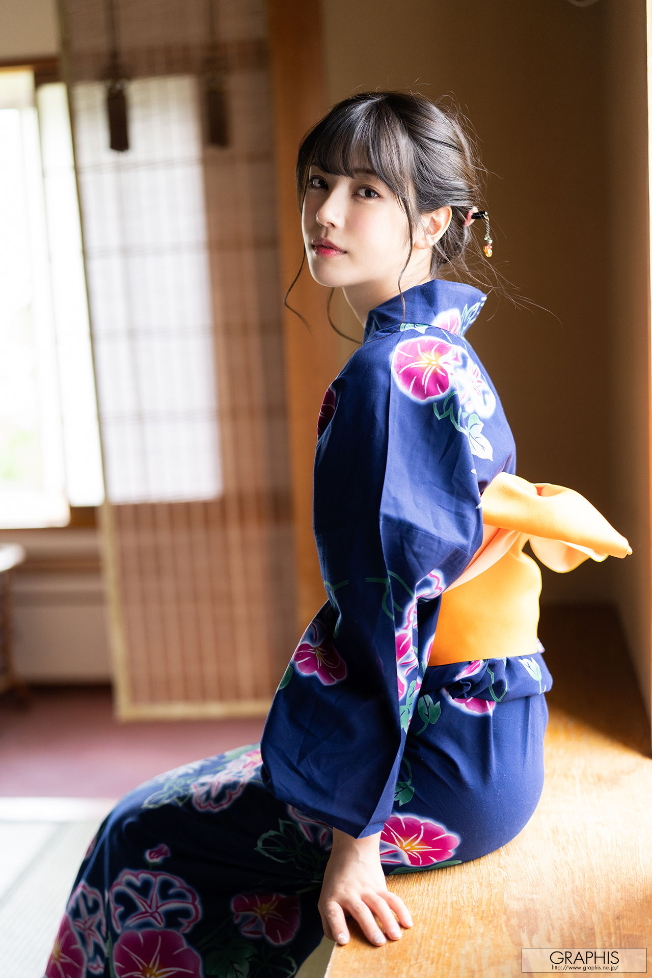 [Graphis Gals] NO.475 Karen Kaede 楓カレン Cool Beauty