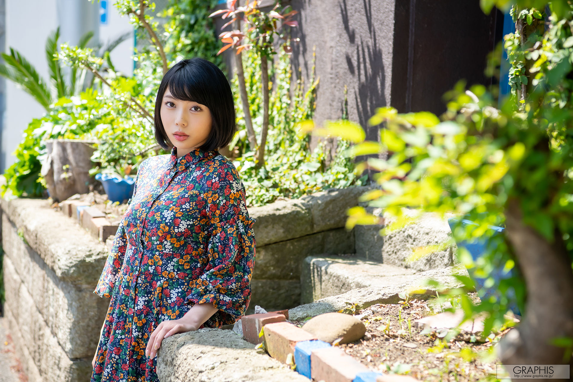 [Graphis Gals] NO.492 Kaoru Yasui 安位カヲル BE CHARMED