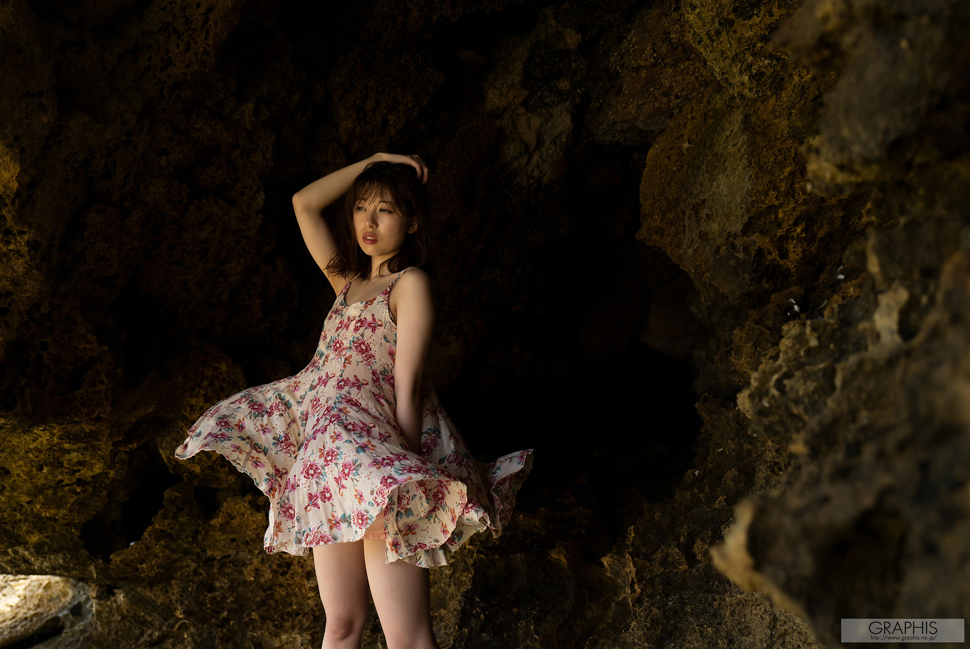 [Graphis Gals] NO.493 Rena Aoi あおいれな Just Adorable!