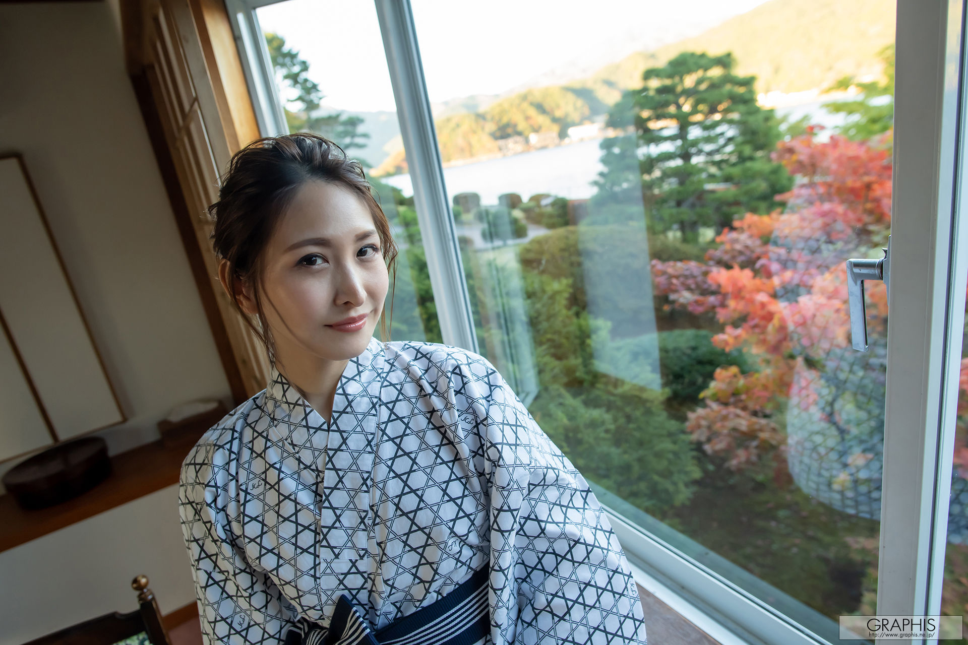 [Graphis Gals] NO.503 Mai Kanami 神菜美まい Classy