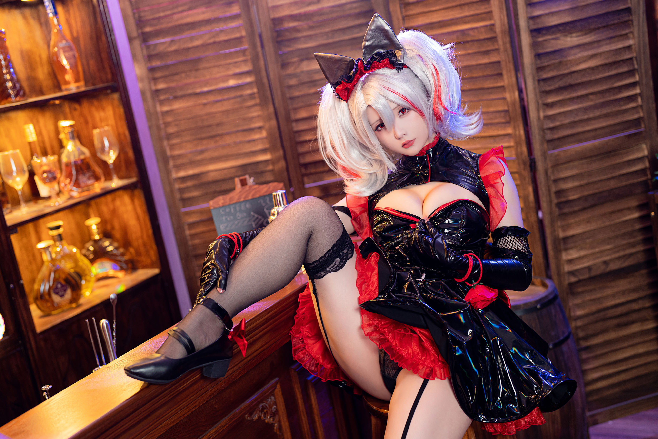 [福利COS] Coser小姐姐星之迟迟 - 阿达尔伯特亲王