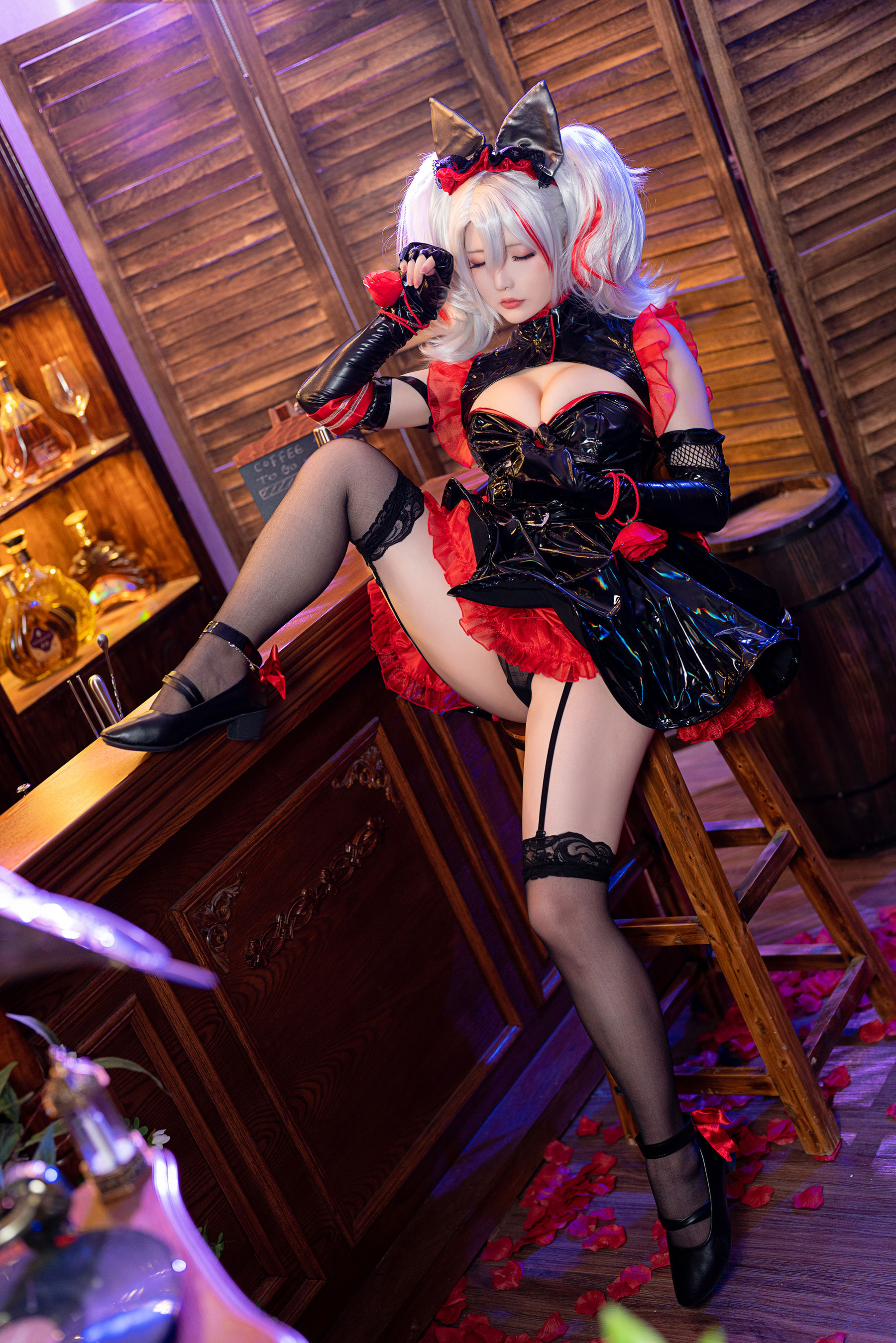 [福利COS] Coser小姐姐星之迟迟 - 阿达尔伯特亲王