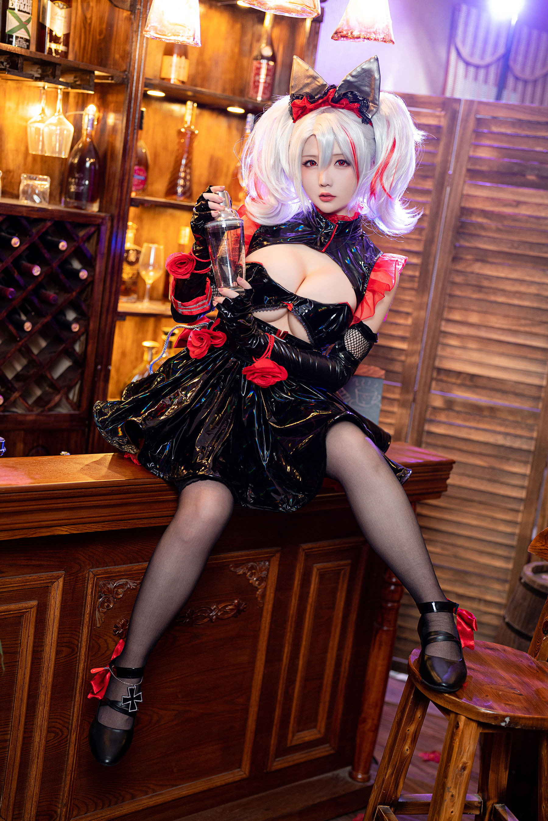 [福利COS] Coser小姐姐星之迟迟 - 阿达尔伯特亲王