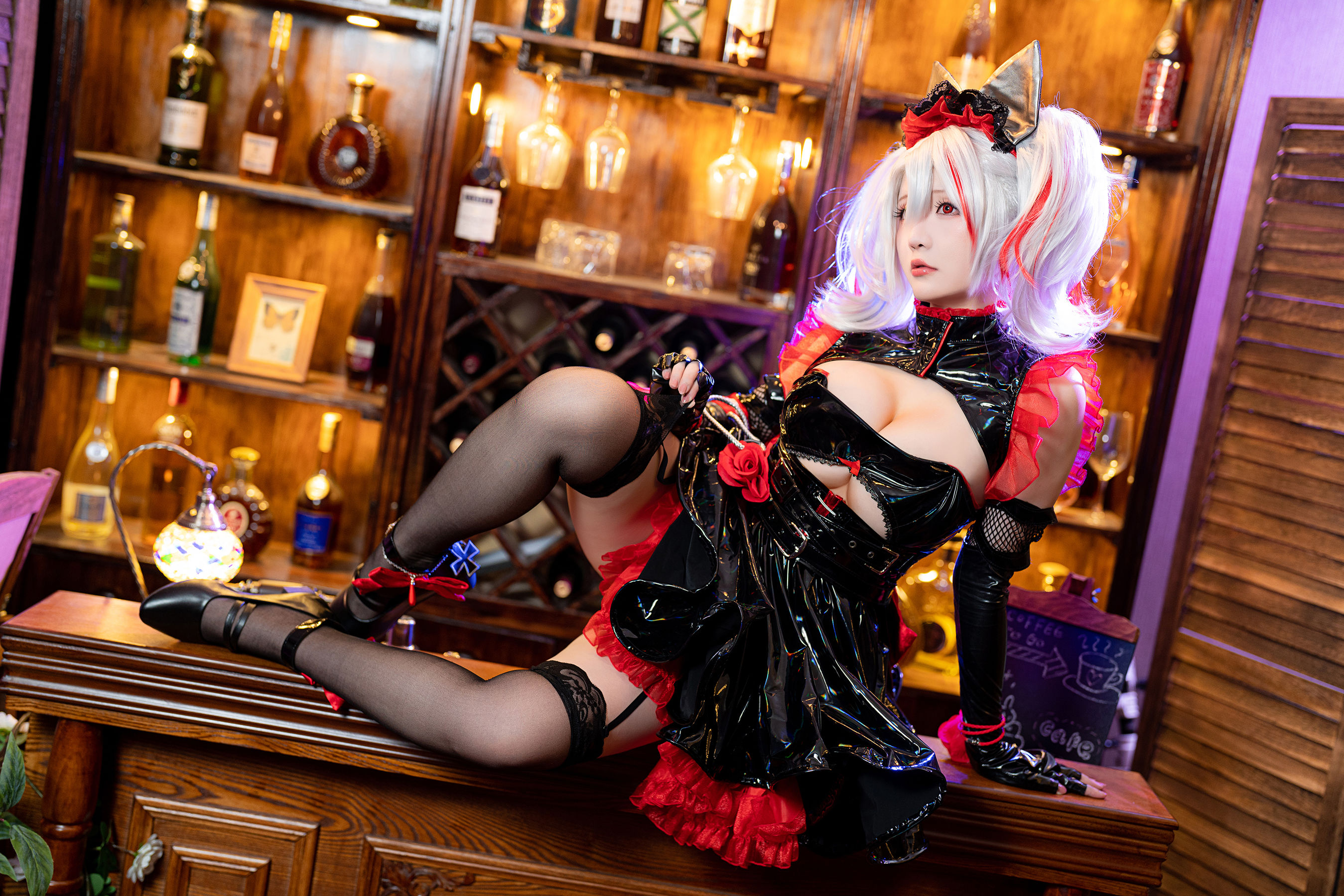 [福利COS] Coser小姐姐星之迟迟 - 阿达尔伯特亲王