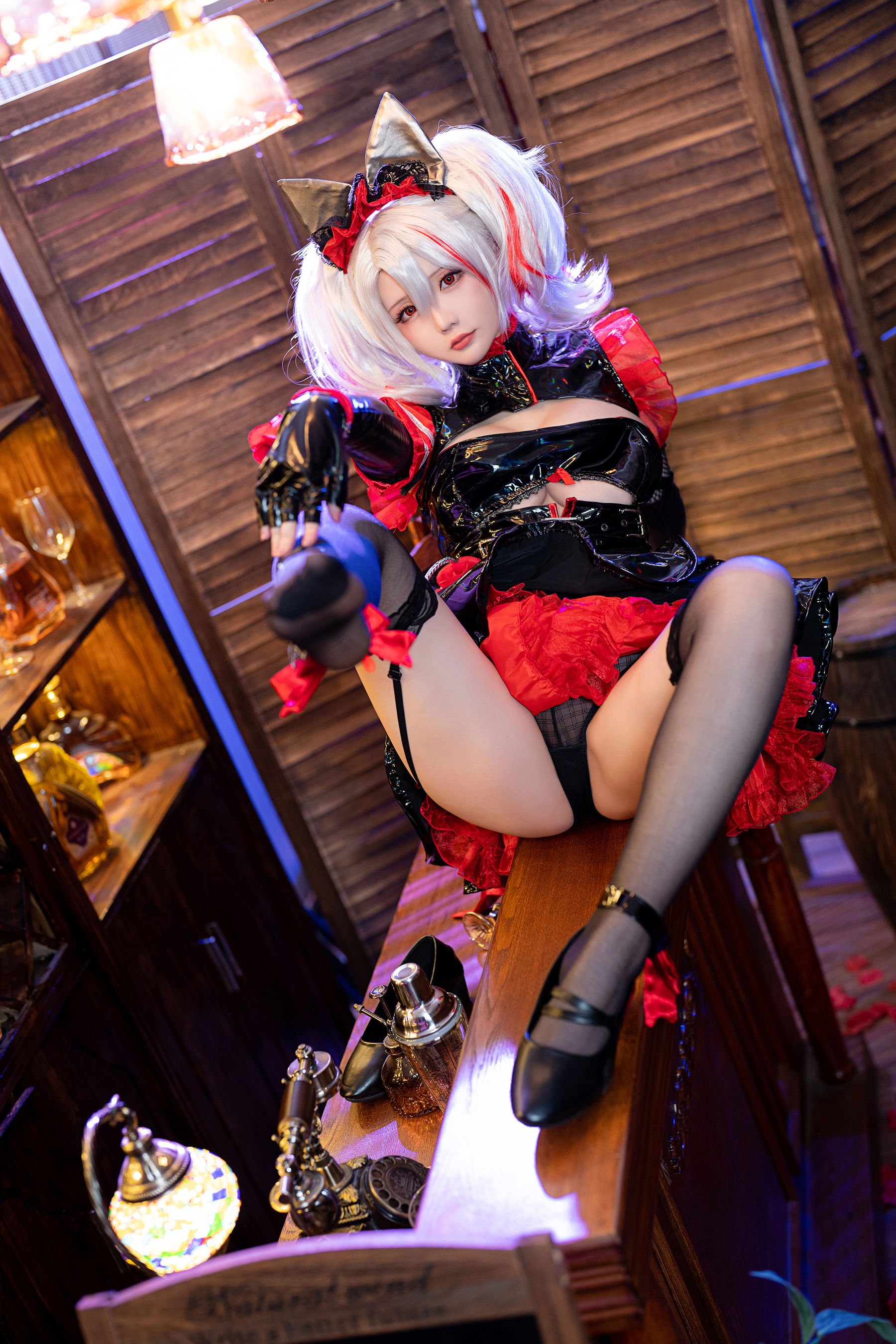 [福利COS] Coser小姐姐星之迟迟 - 阿达尔伯特亲王