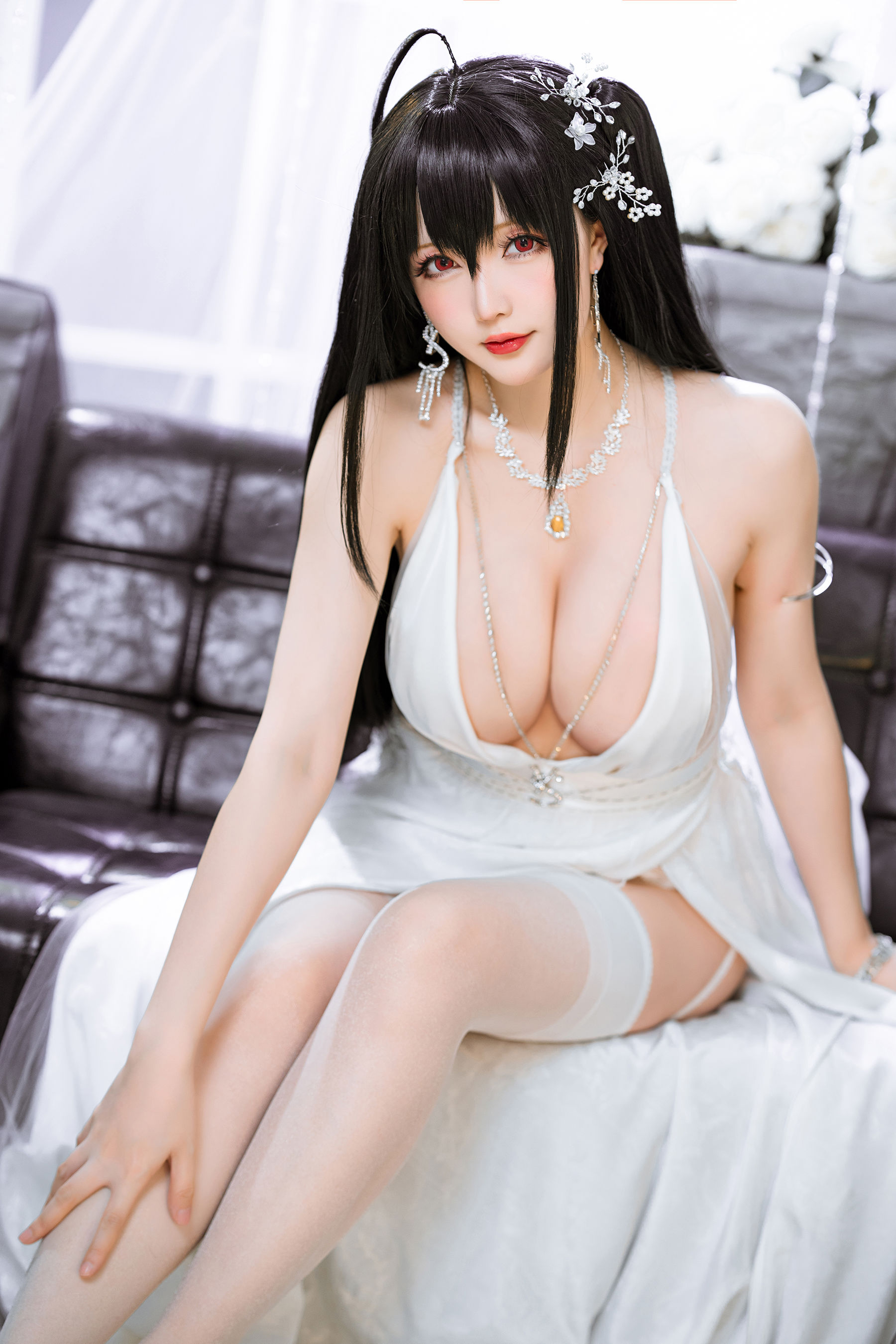 [福利COS] Coser小姐姐星之迟迟 -《Darling》大凤