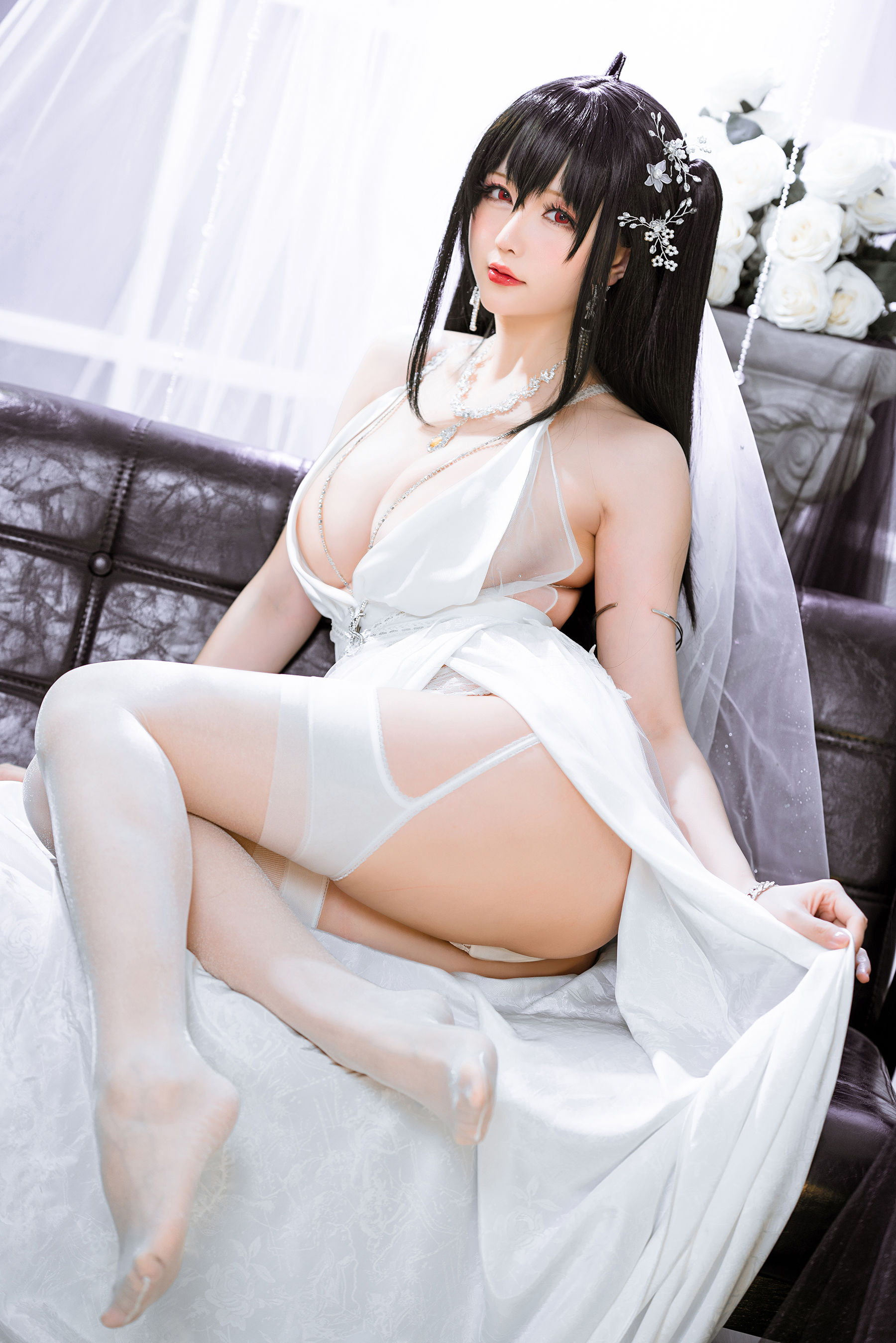 [福利COS] Coser小姐姐星之迟迟 -《Darling》大凤