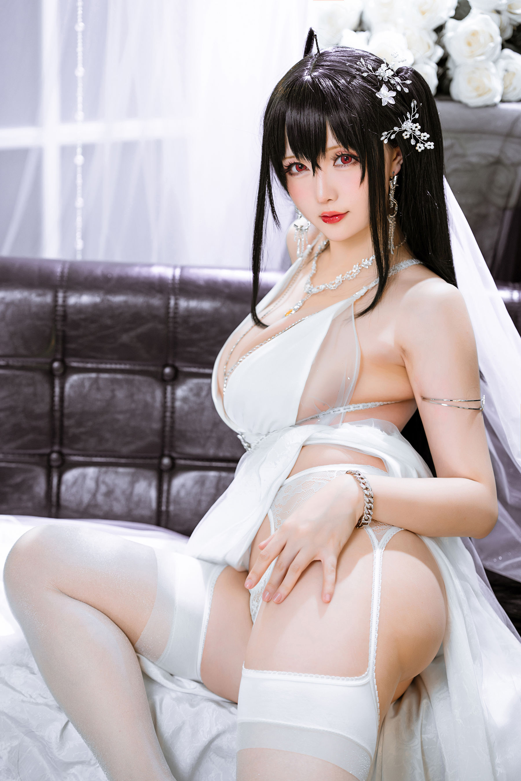 [福利COS] Coser小姐姐星之迟迟 -《Darling》大凤