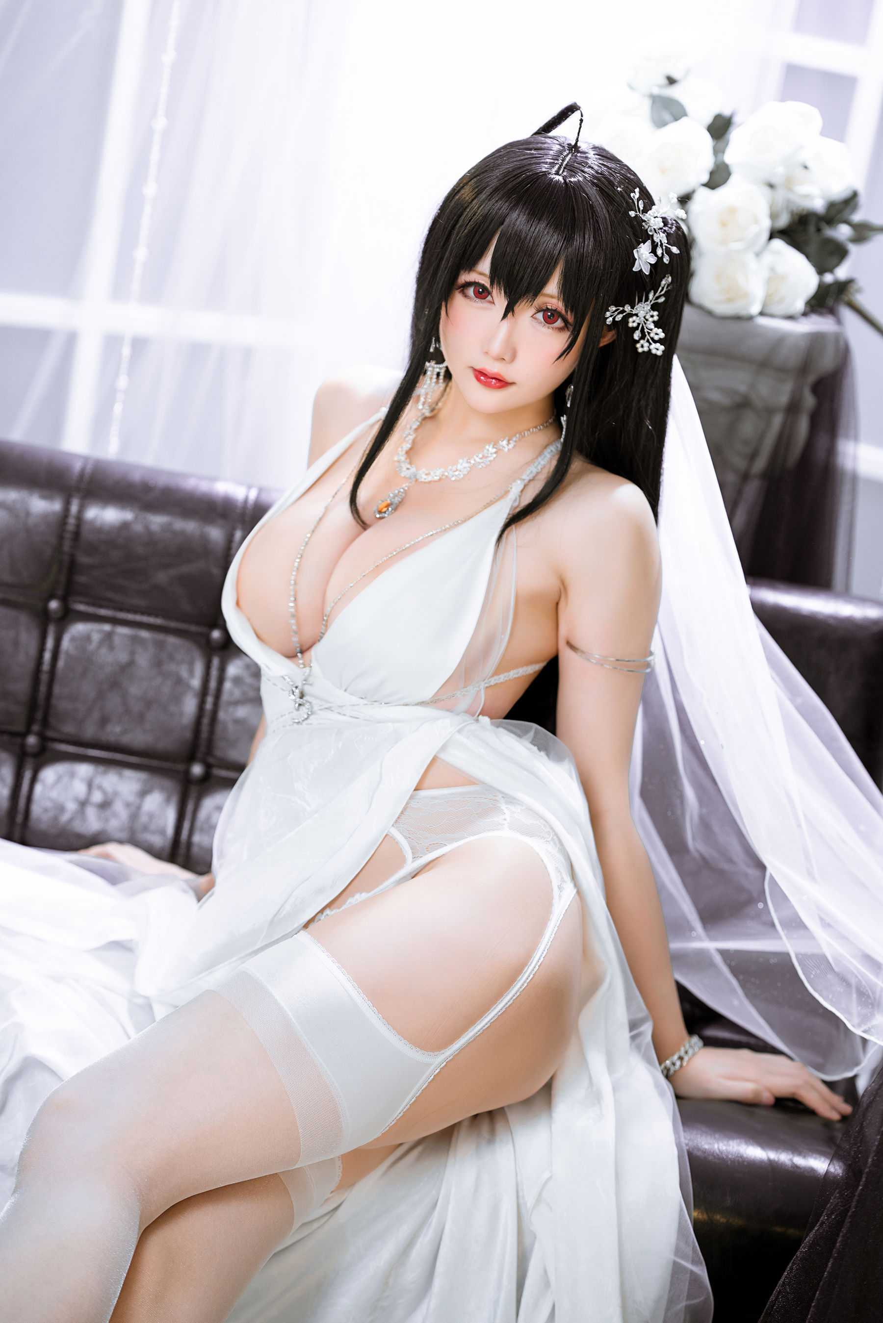 [福利COS] Coser小姐姐星之迟迟 -《Darling》大凤