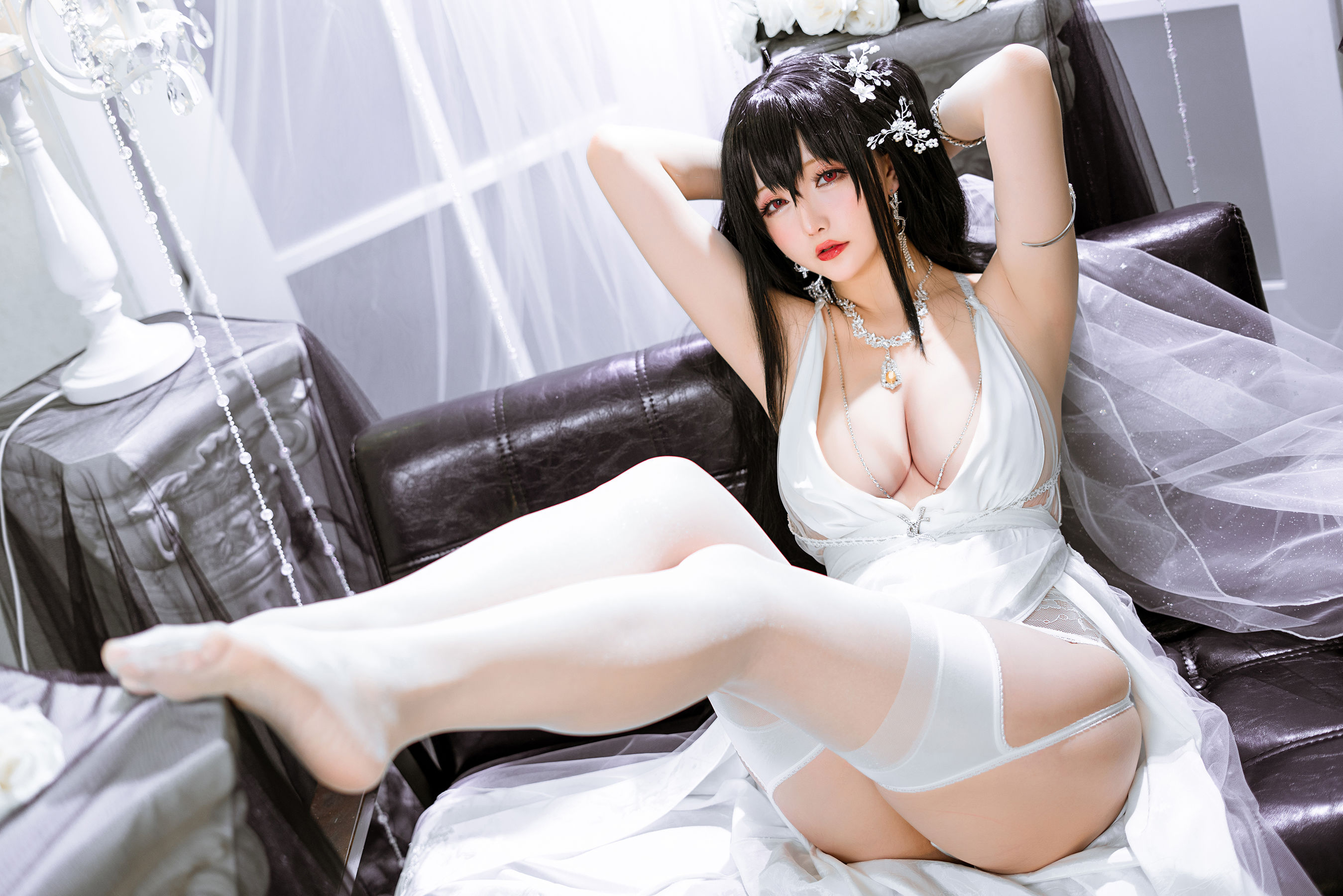 [福利COS] Coser小姐姐星之迟迟 -《Darling》大凤