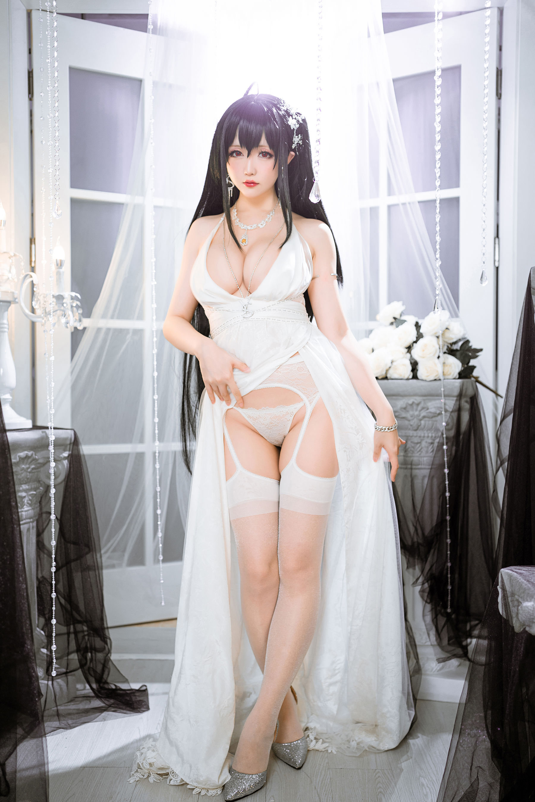 [福利COS] Coser小姐姐星之迟迟 -《Darling》大凤