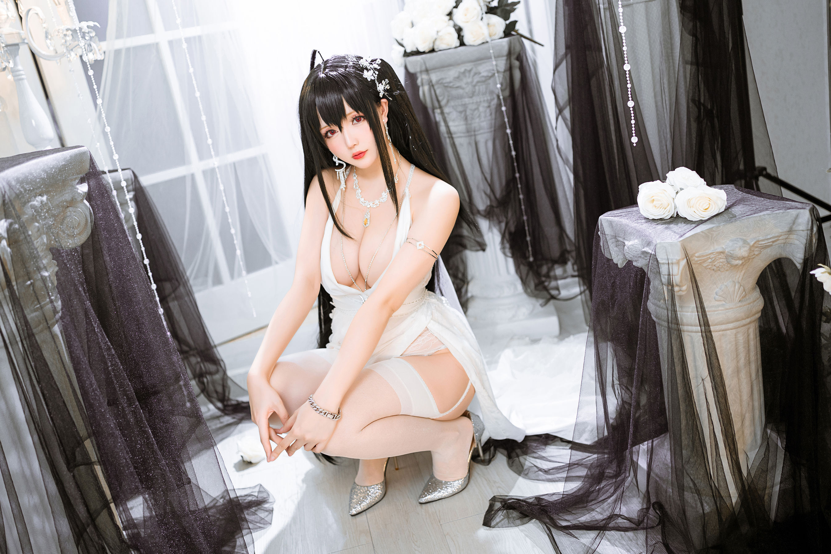 [福利COS] Coser小姐姐星之迟迟 -《Darling》大凤