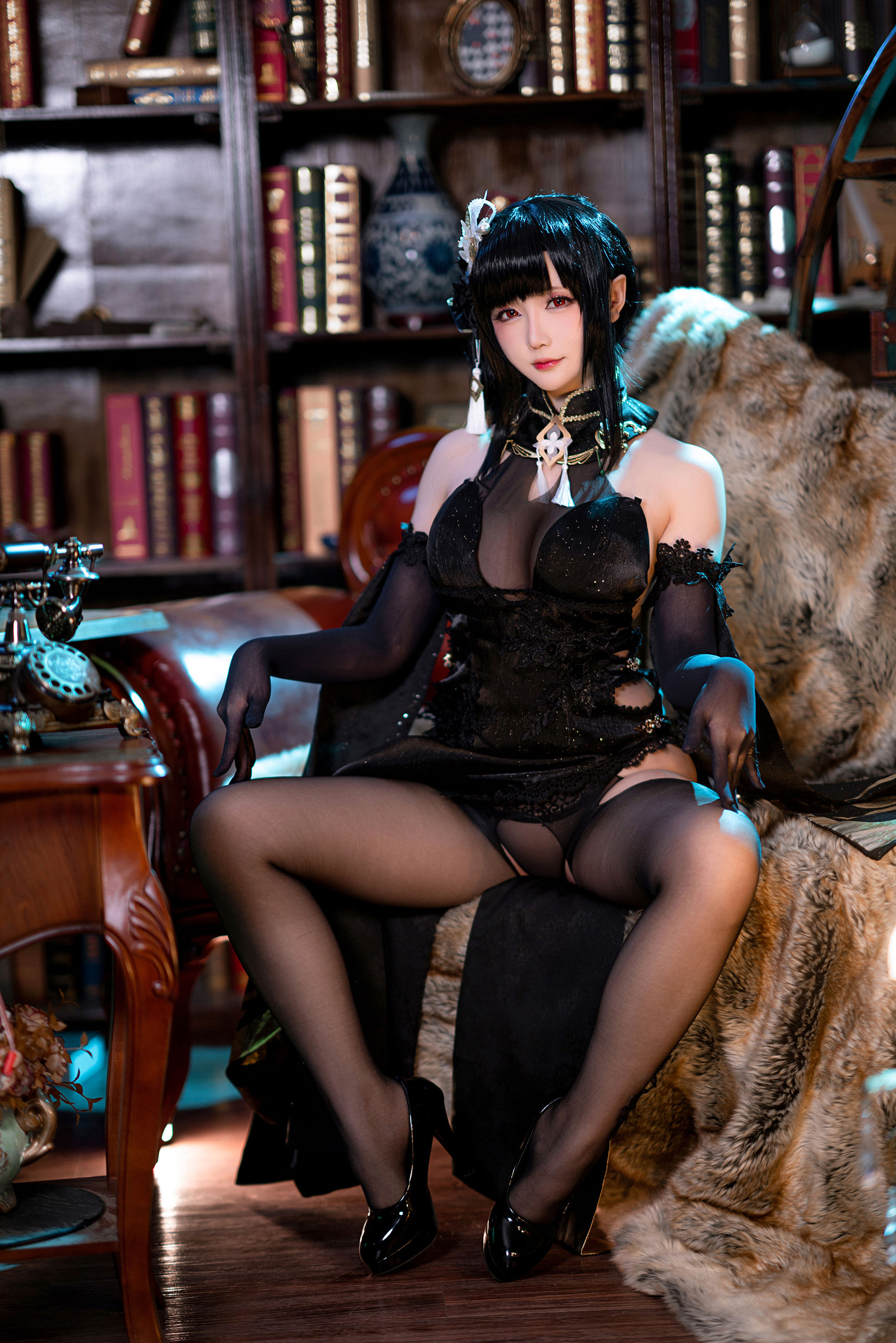 [福利COS] Coser小姐姐星之迟迟 -《Darling》镇海-奇奢华苑