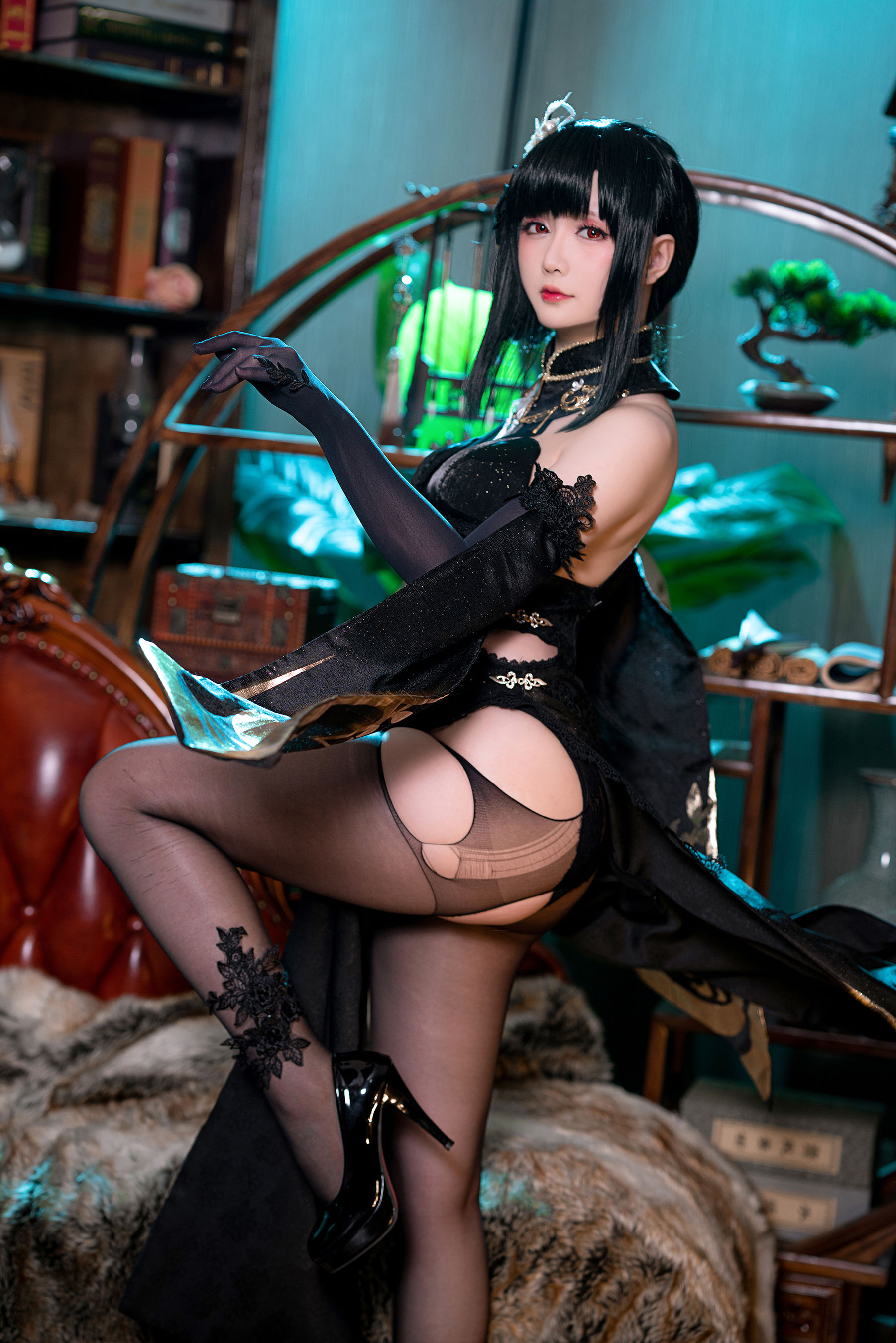 [福利COS] Coser小姐姐星之迟迟 -《Darling》镇海-奇奢华苑