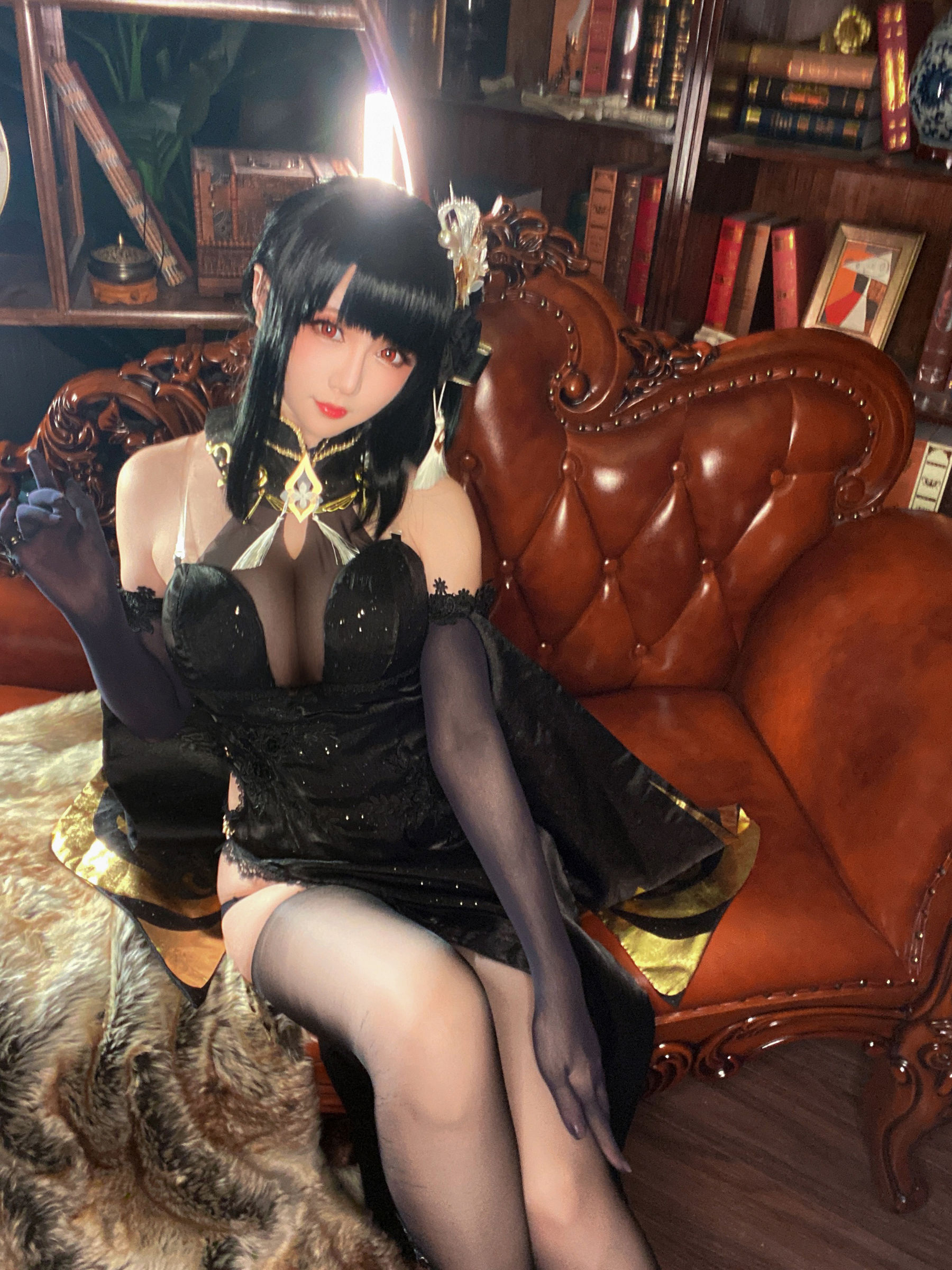 [福利COS] Coser小姐姐星之迟迟 -《Darling》镇海-奇奢华苑