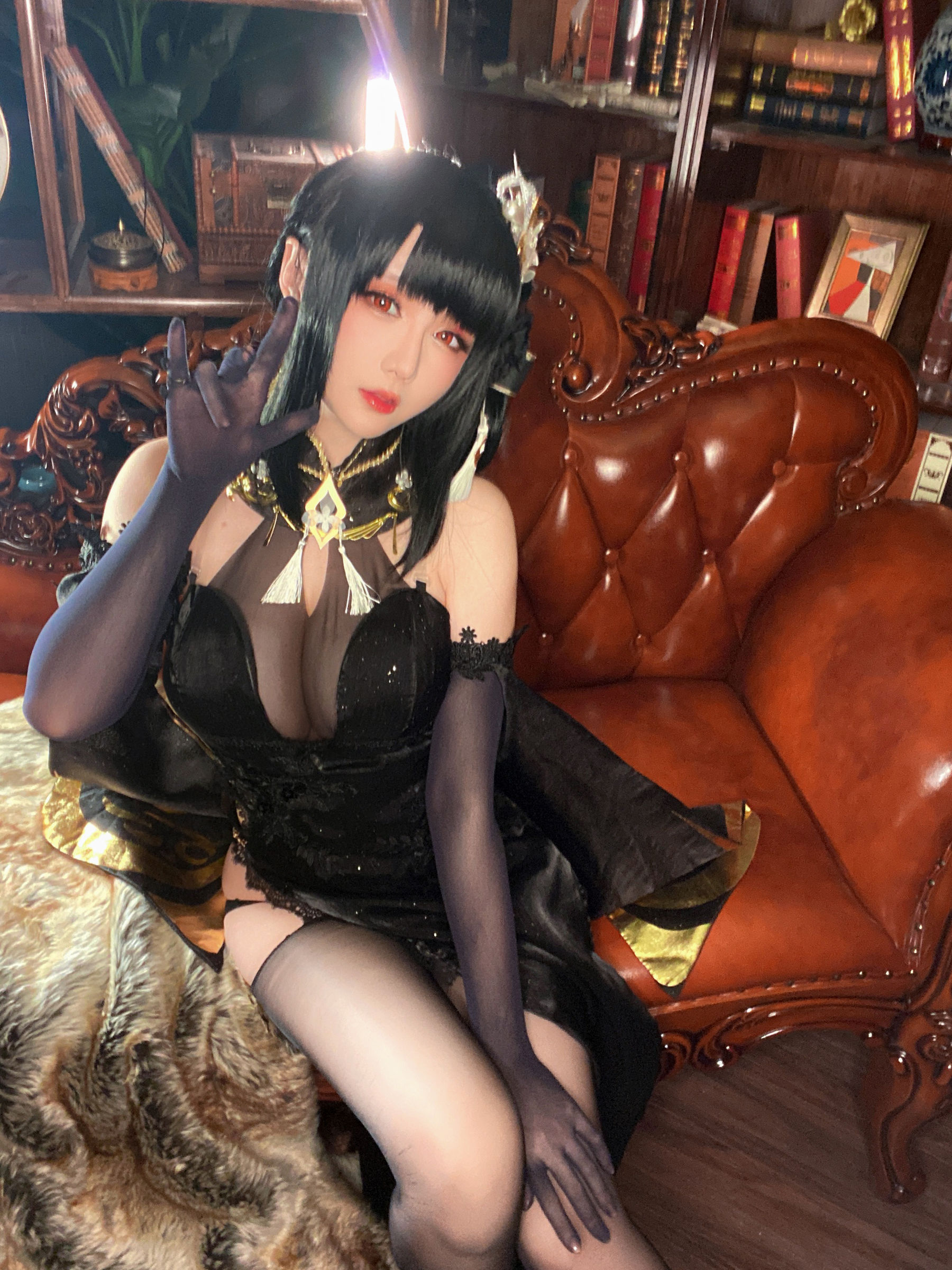 [福利COS] Coser小姐姐星之迟迟 -《Darling》镇海-奇奢华苑