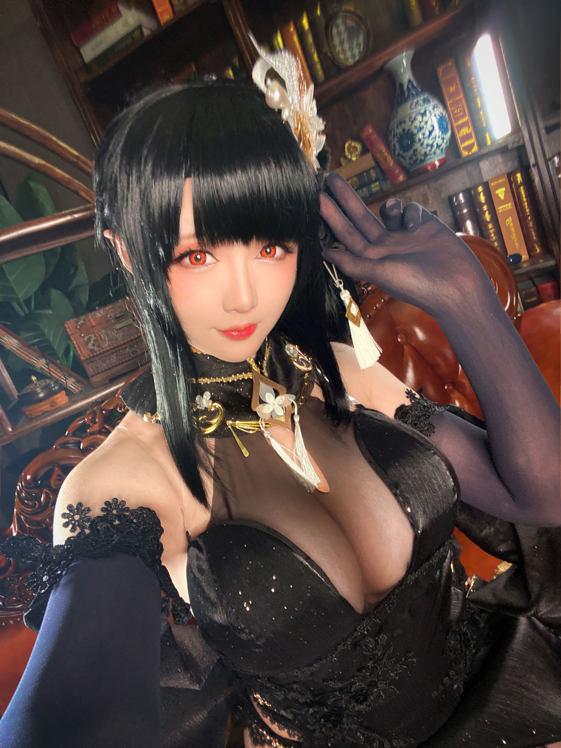 [福利COS] Coser小姐姐星之迟迟 -《Darling》镇海-奇奢华苑