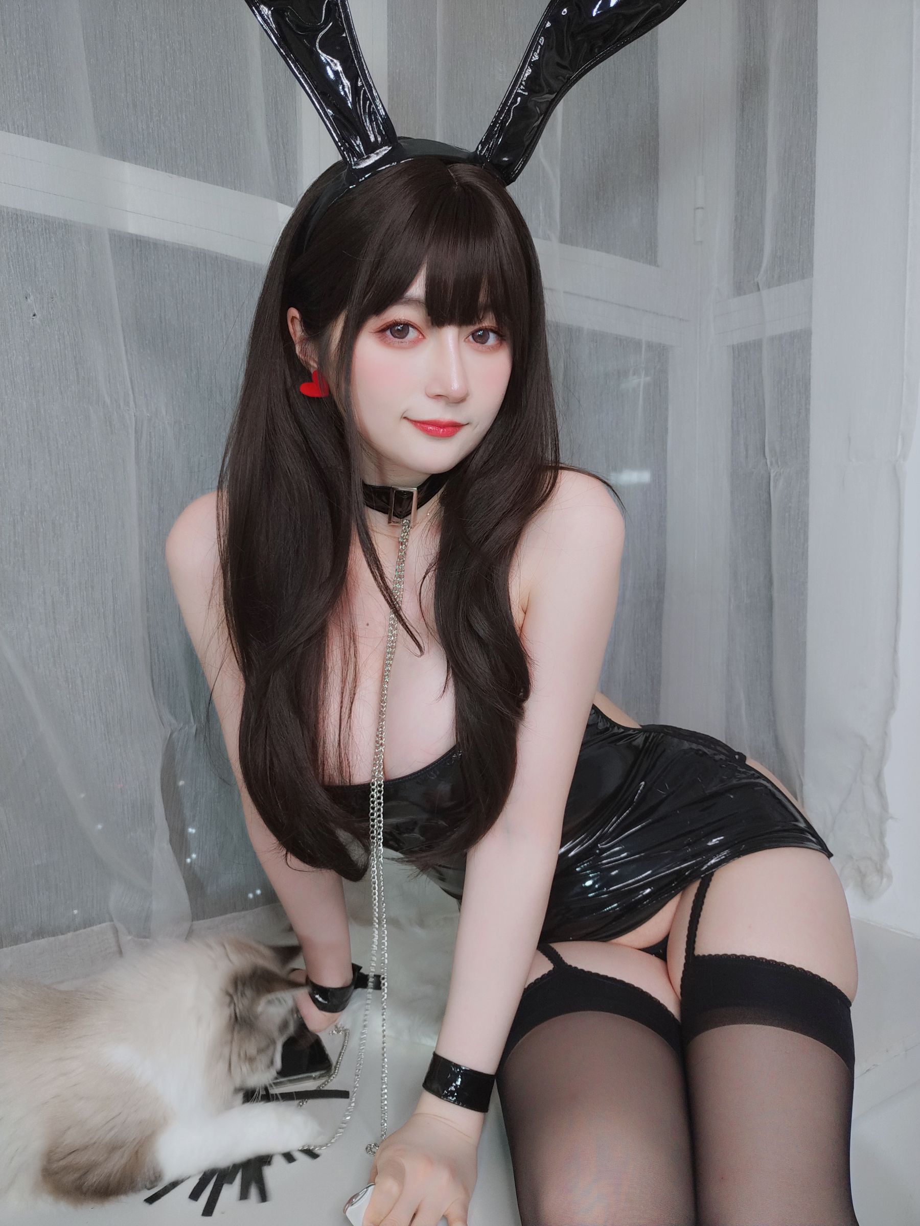 [福利COS] Coser小姐姐白银 - 皮衣兔女郎