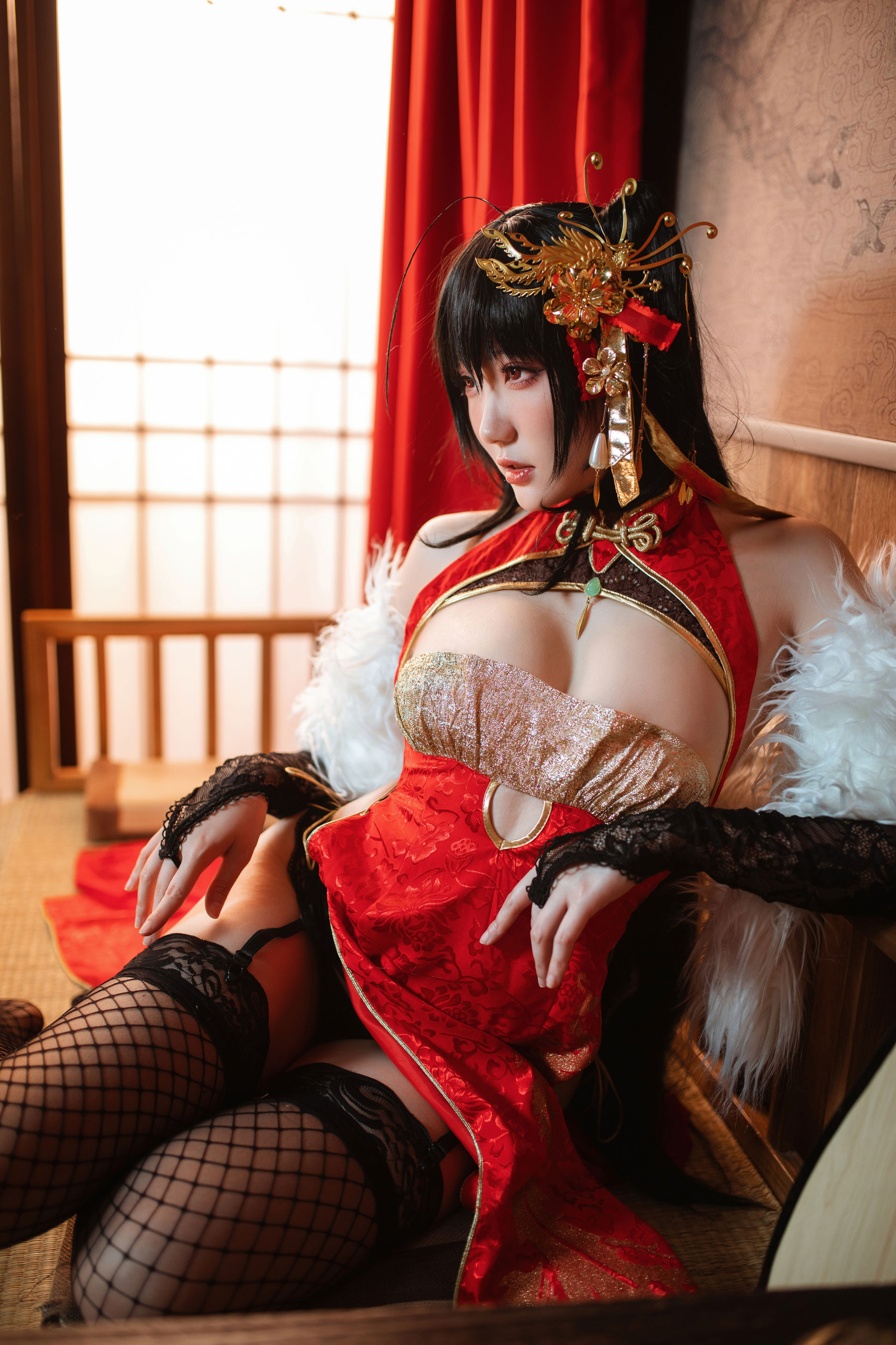 [福利COS] Coser瓜希酱福利 - 大凤旗袍