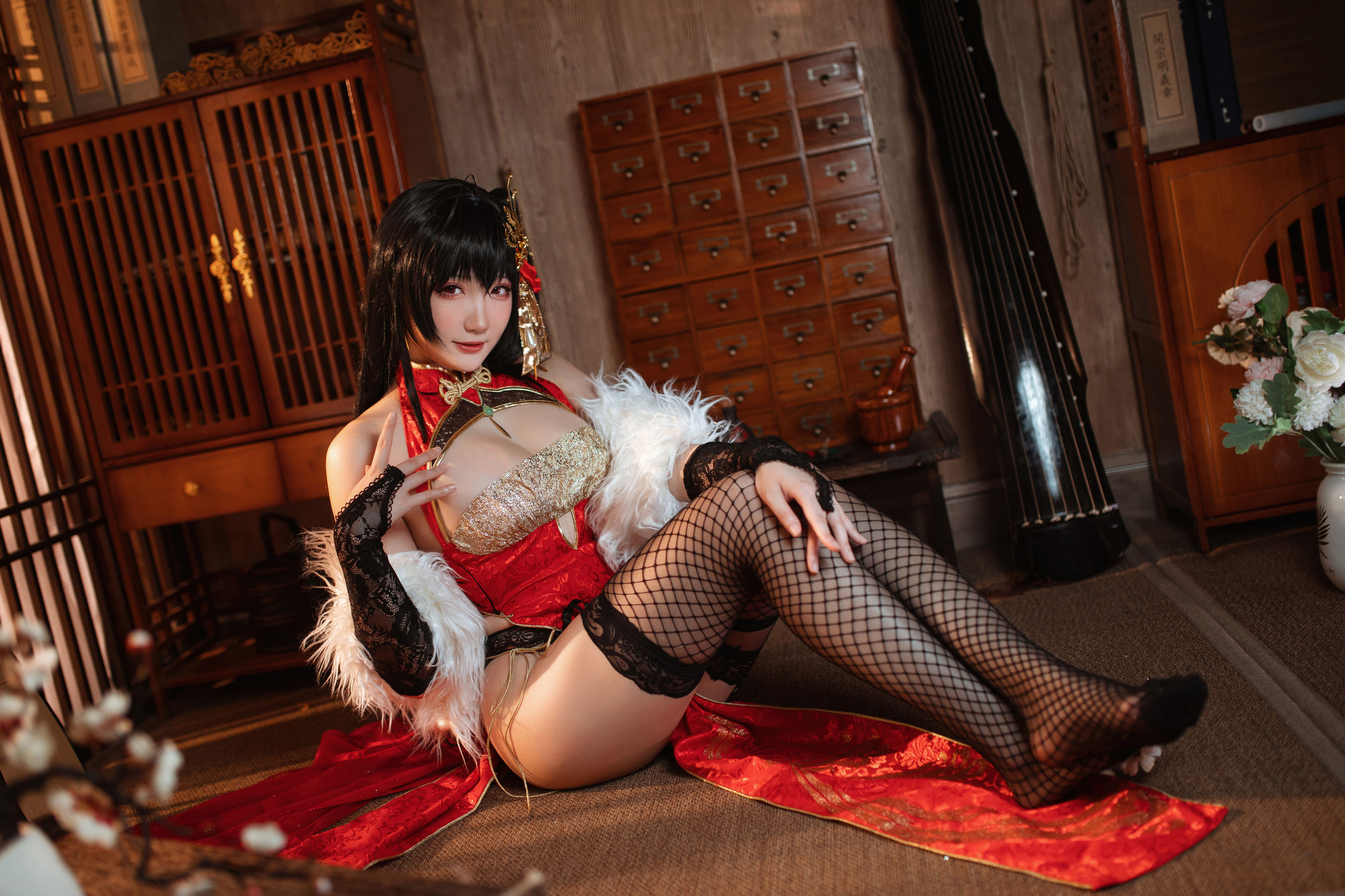 [福利COS] Coser瓜希酱福利 - 大凤旗袍