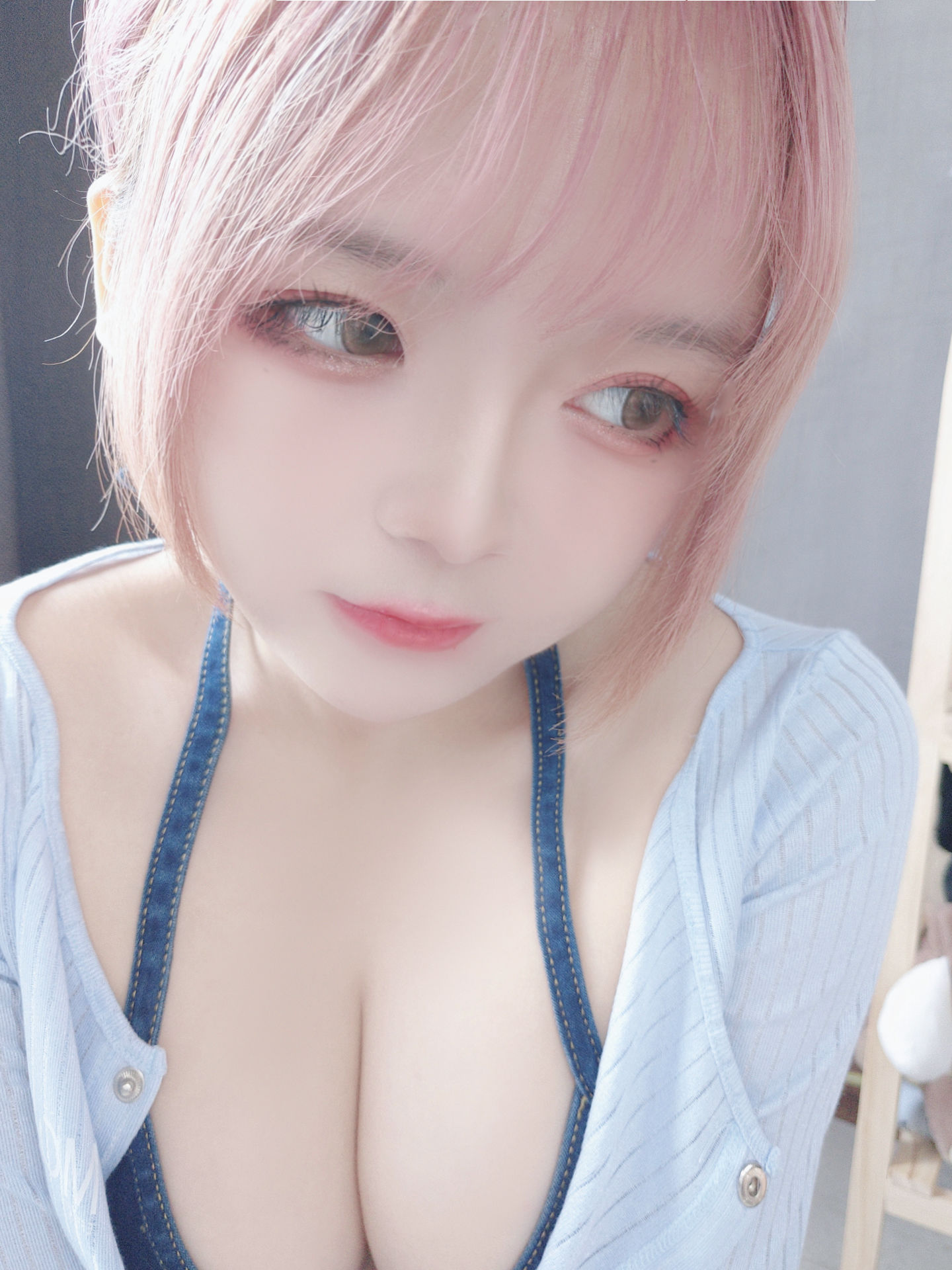 [福利COS] Cosplay日奈娇 - 牛仔裤