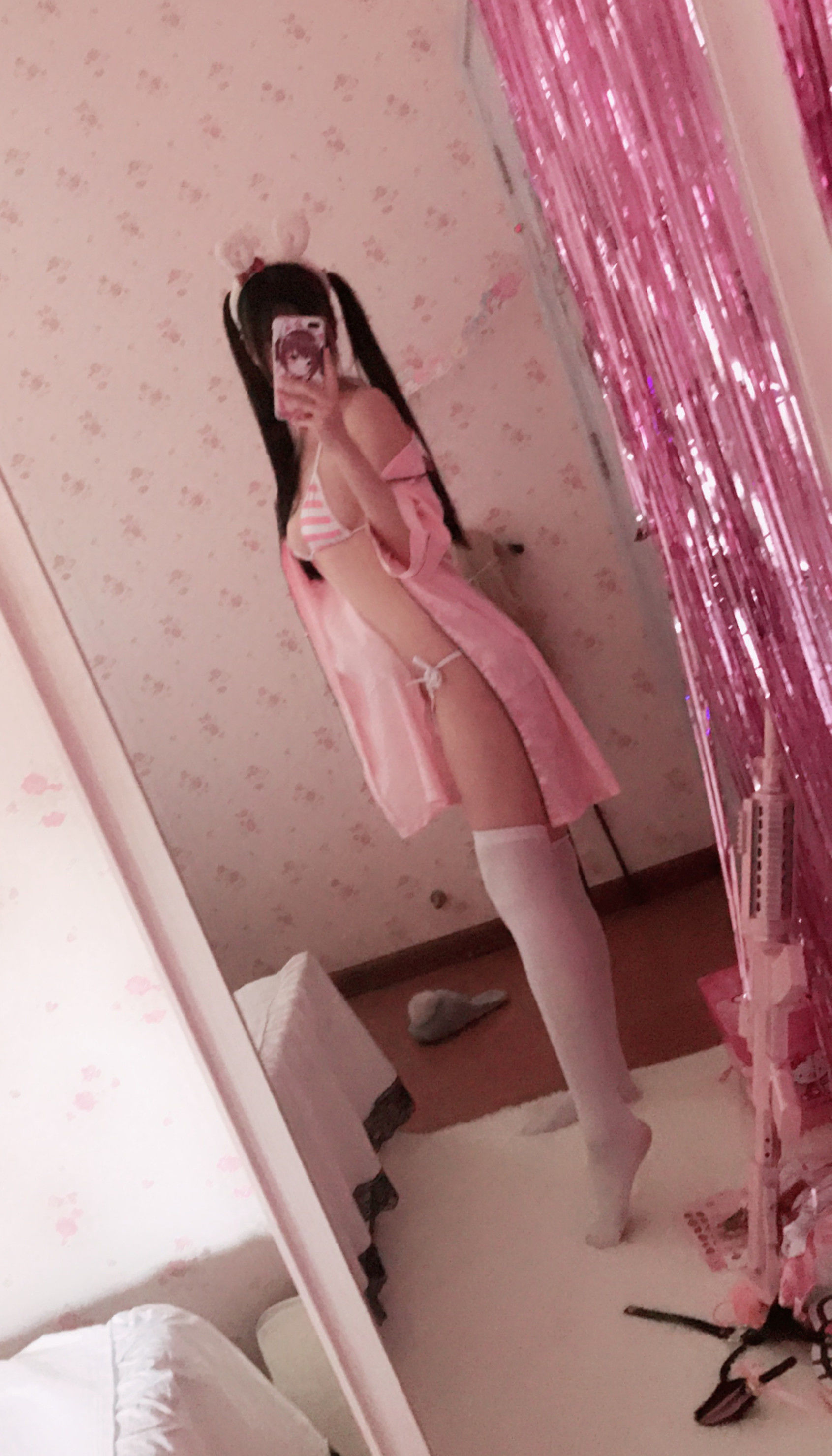 [福利COS] H工口小学生赛高作品 - 牛奶背心