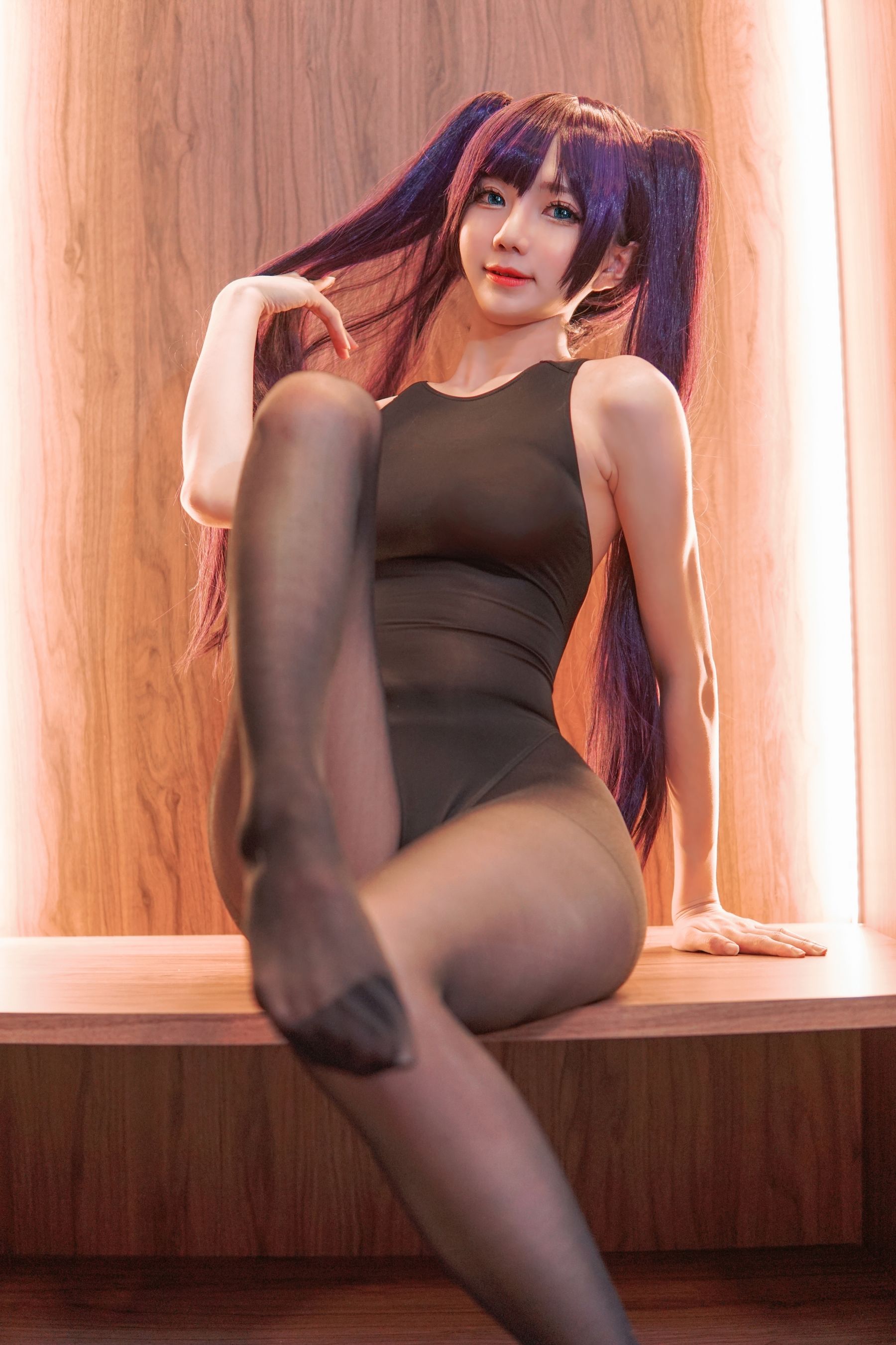 [福利COS] Sally Dorasnow - Mona Swimsuit