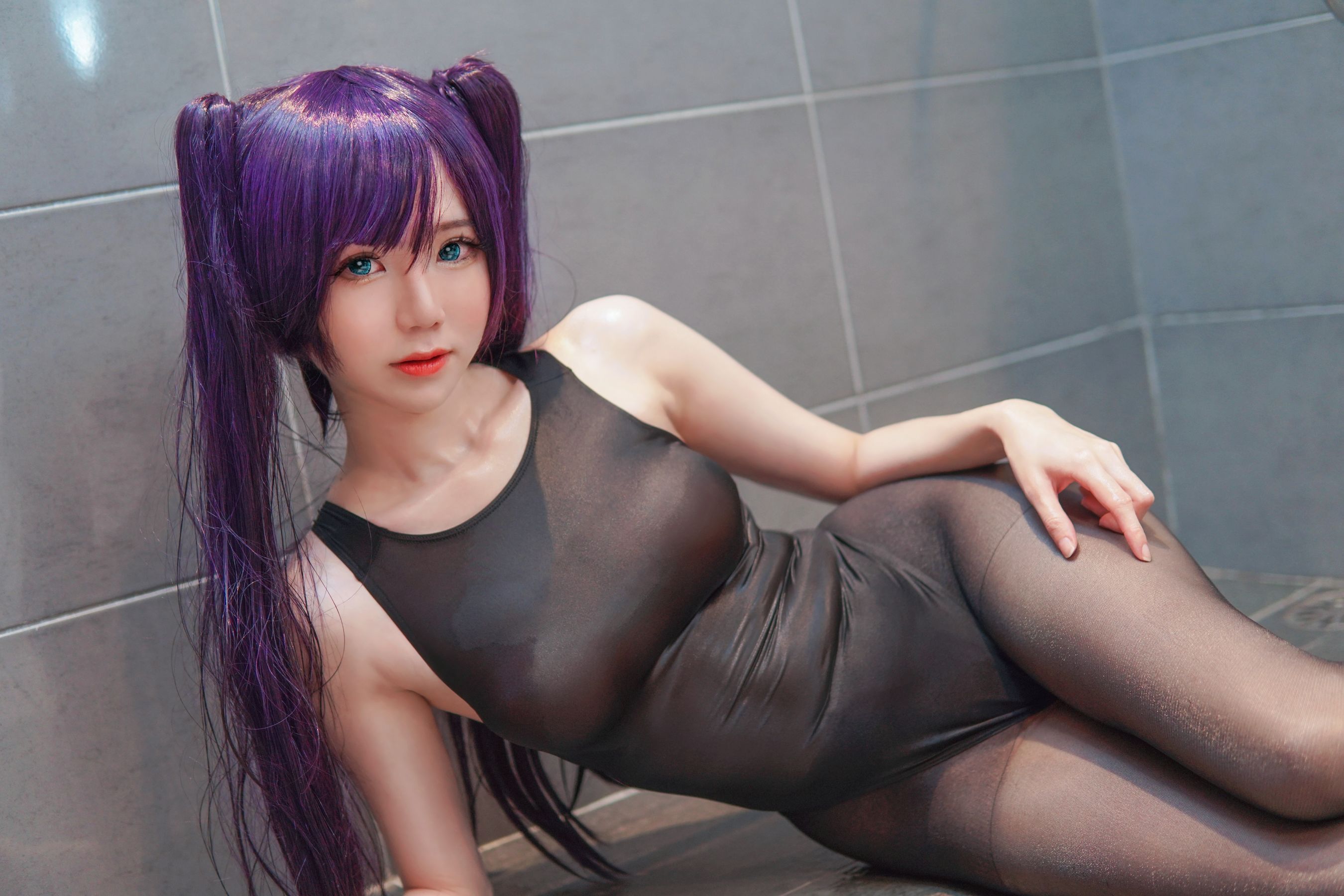 [福利COS] Sally Dorasnow - Mona Swimsuit