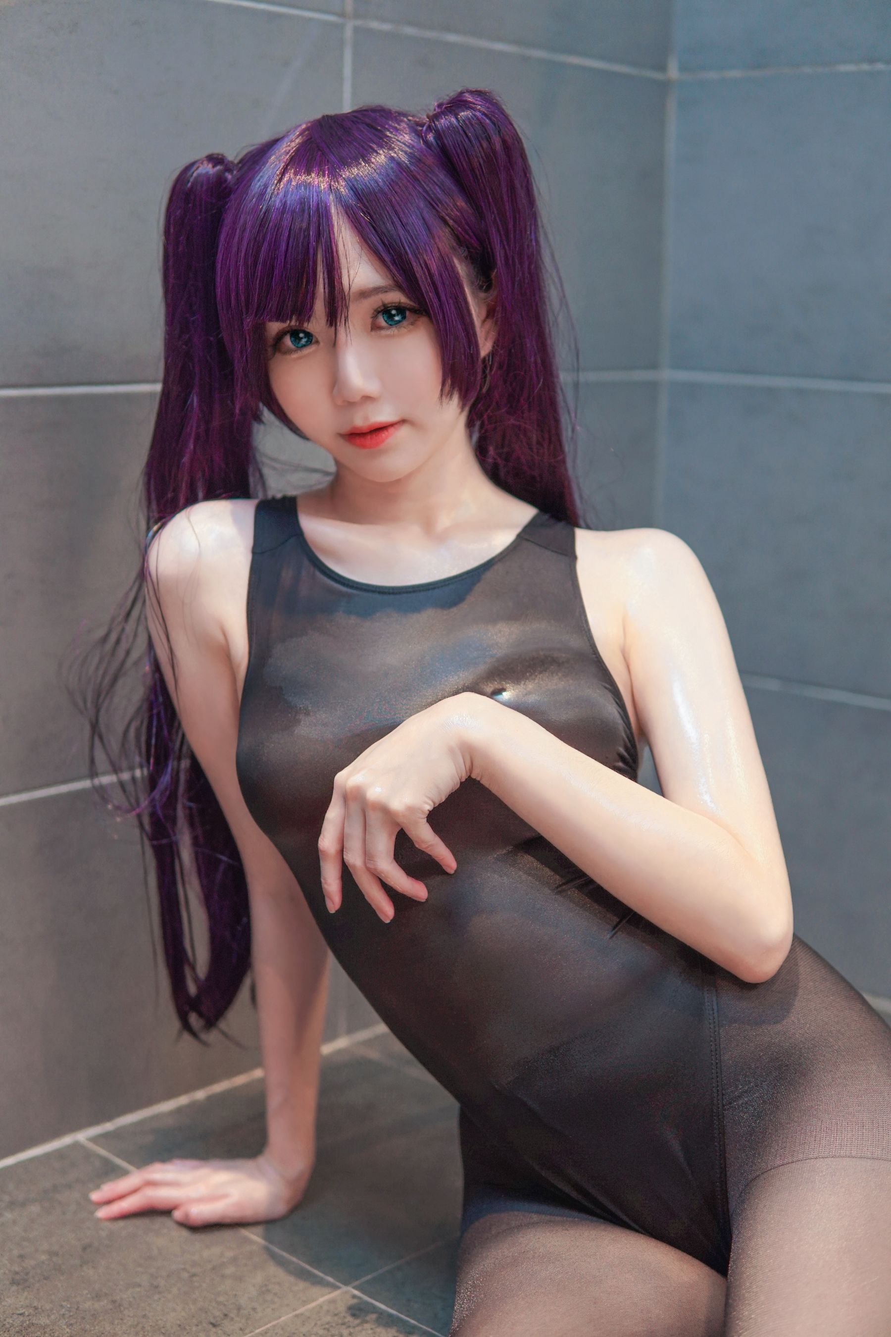 [福利COS] Sally Dorasnow - Mona Swimsuit