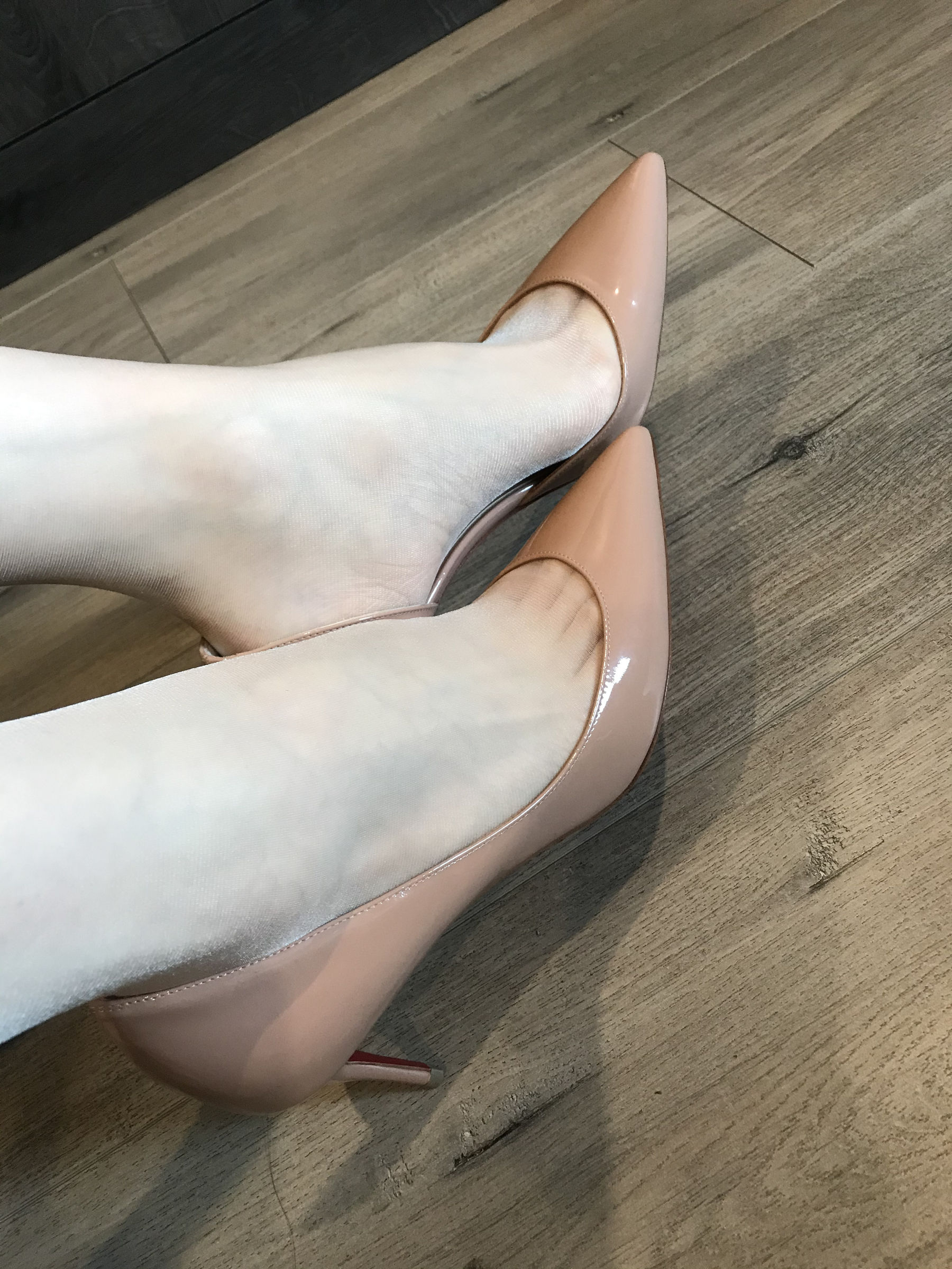[福利COS] 丝足博主麋鹿_Monroe 2020.08.12 不一样的奢华