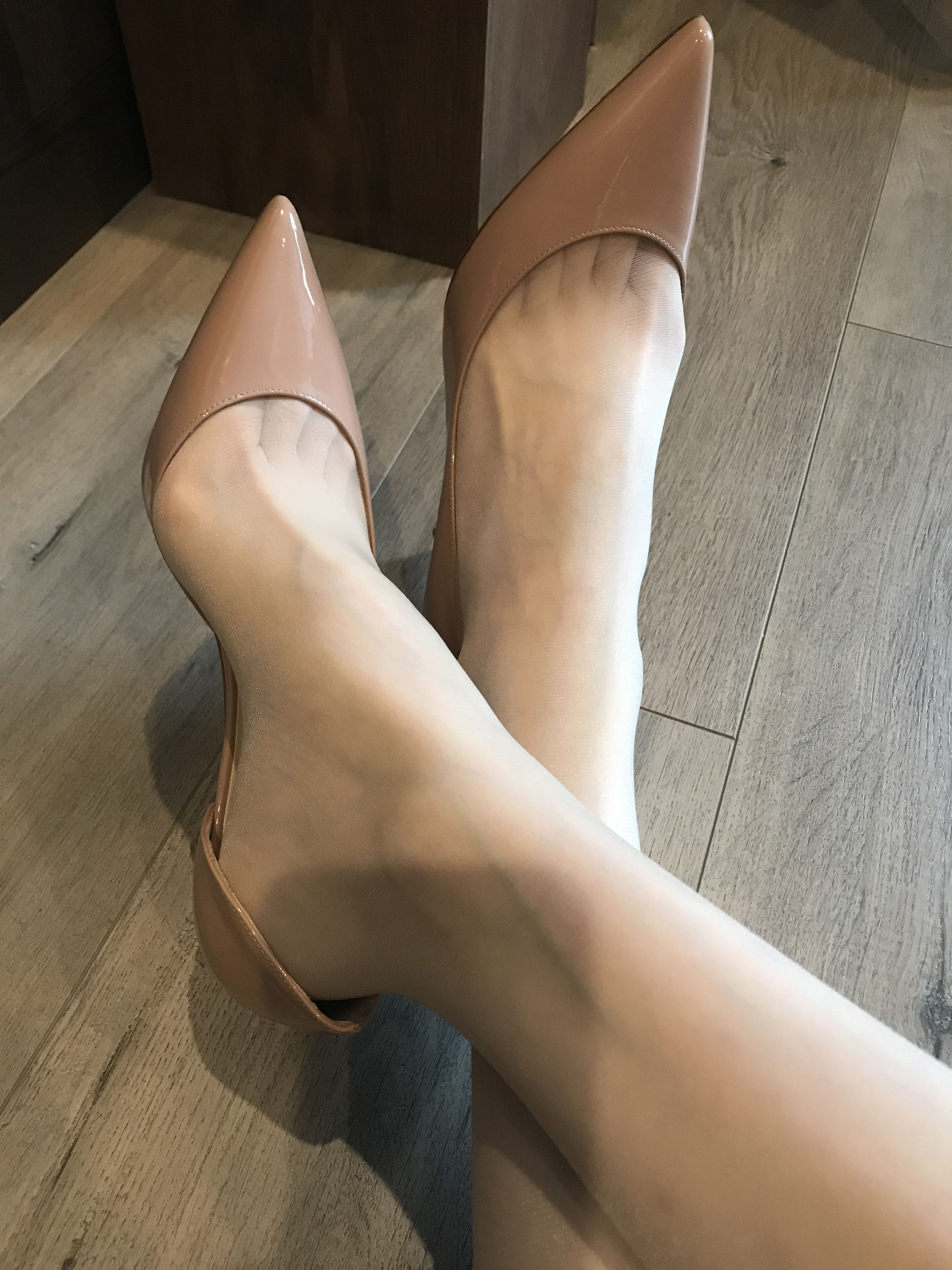 [福利COS] 丝足博主麋鹿_Monroe 2020.08.12 不一样的奢华