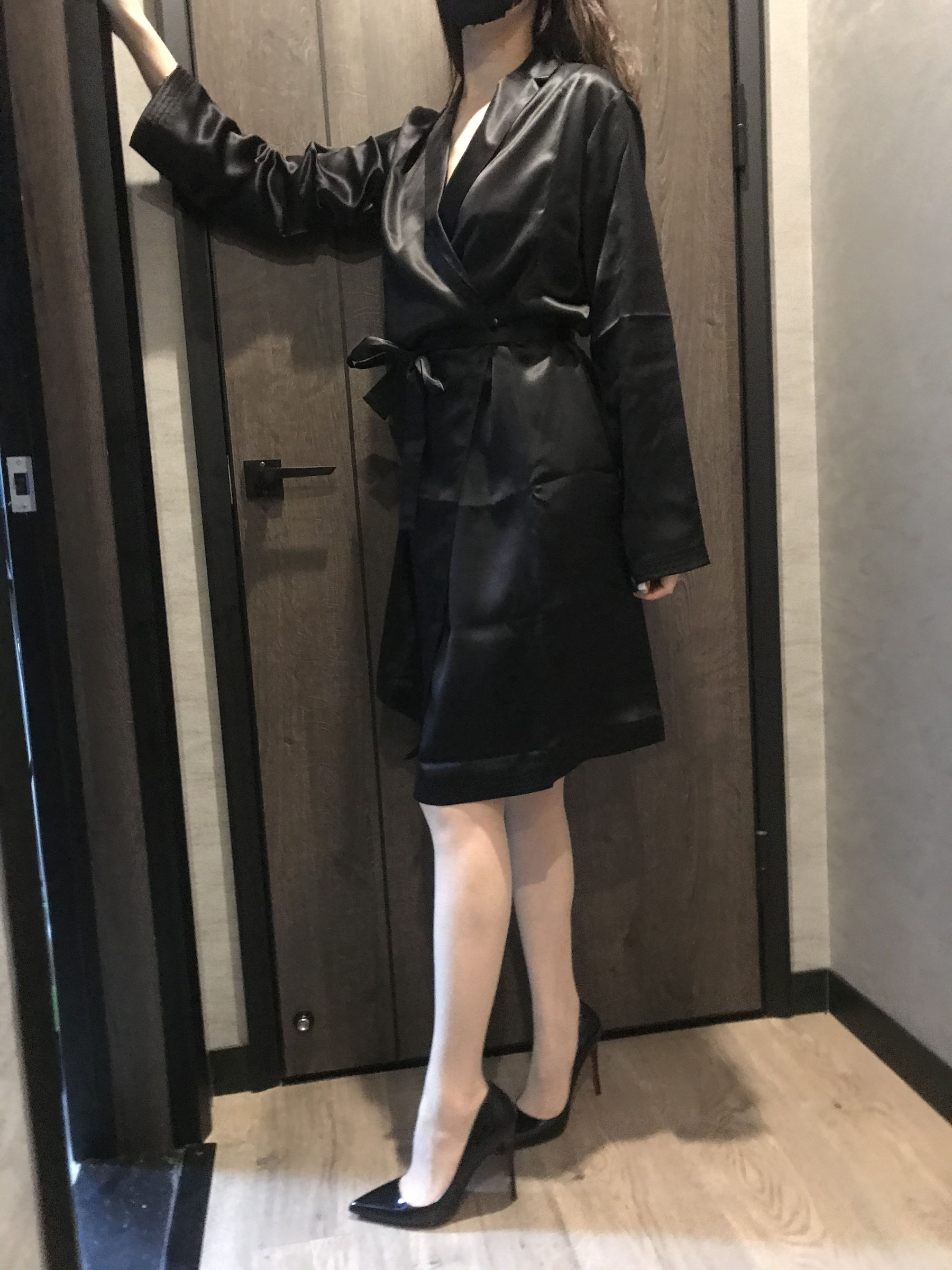 [福利COS] 丝足博主麋鹿_Monroe 2020.08.12 不一样的奢华