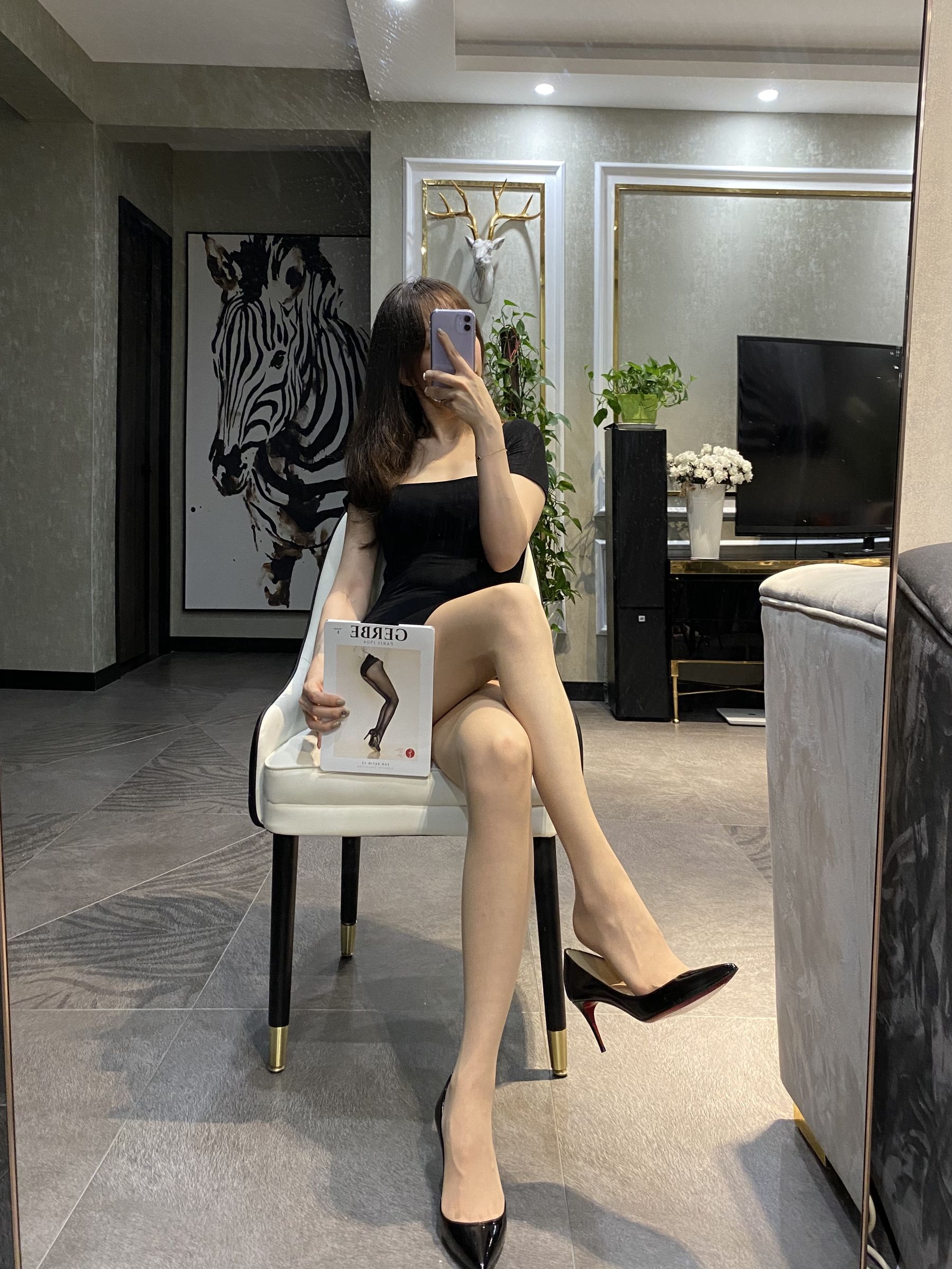 [福利COS] 丝足博主麋鹿_Monroe 2020.08.14 肉丝尤物