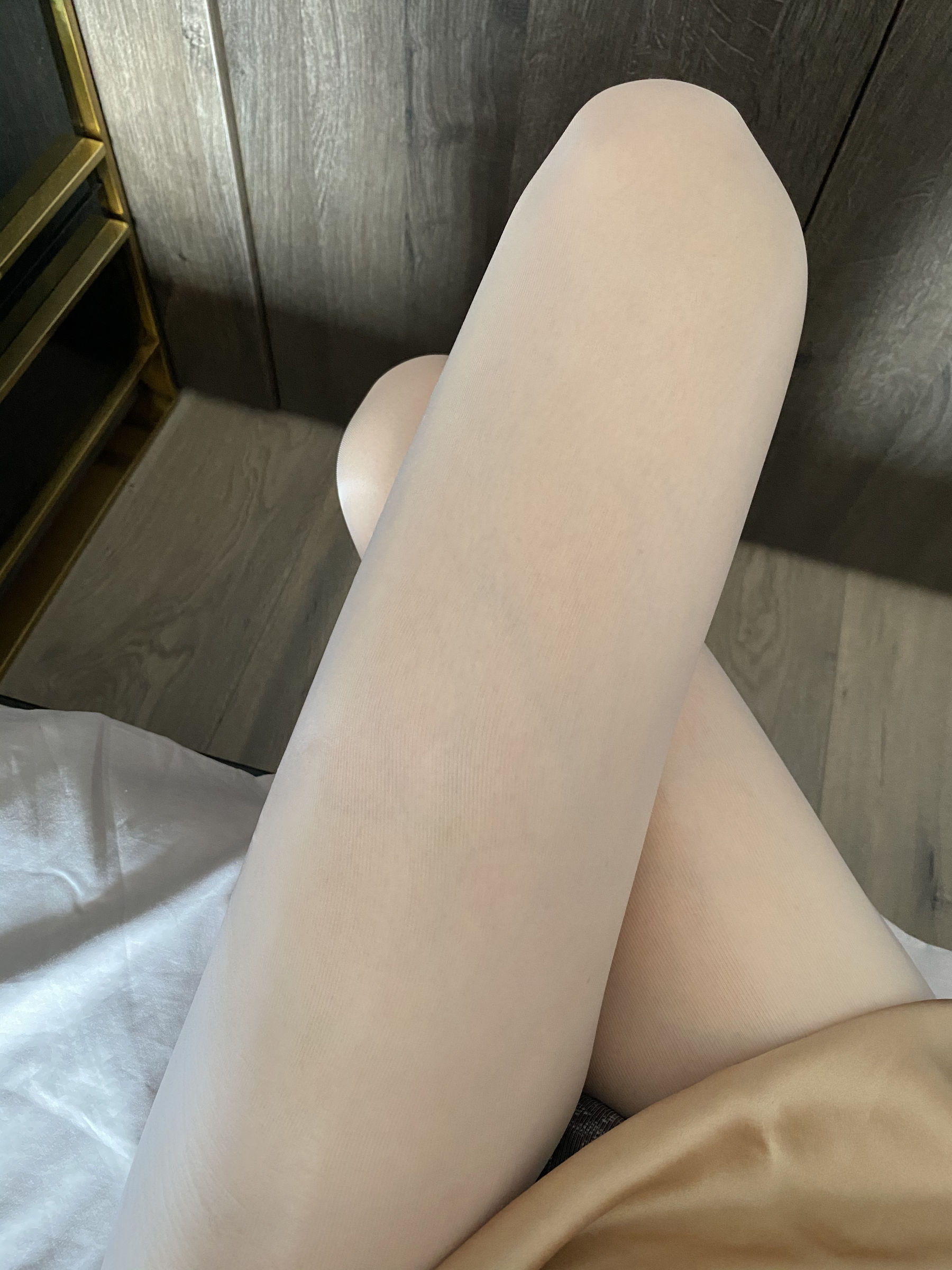 [福利COS] 丝足博主麋鹿_Monroe 2020.08.15 足秀